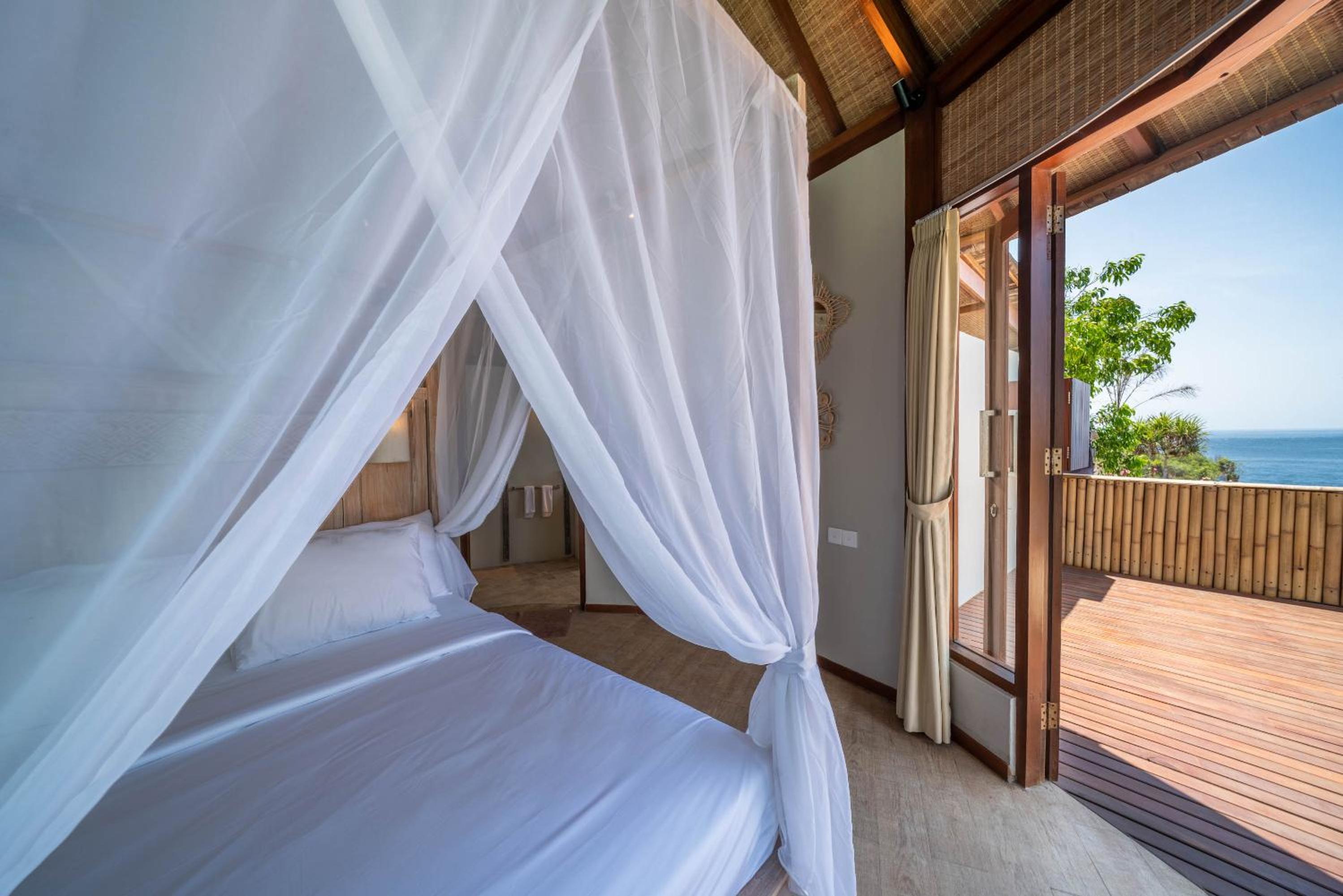 Ora Resort Avia Blue Lagoon