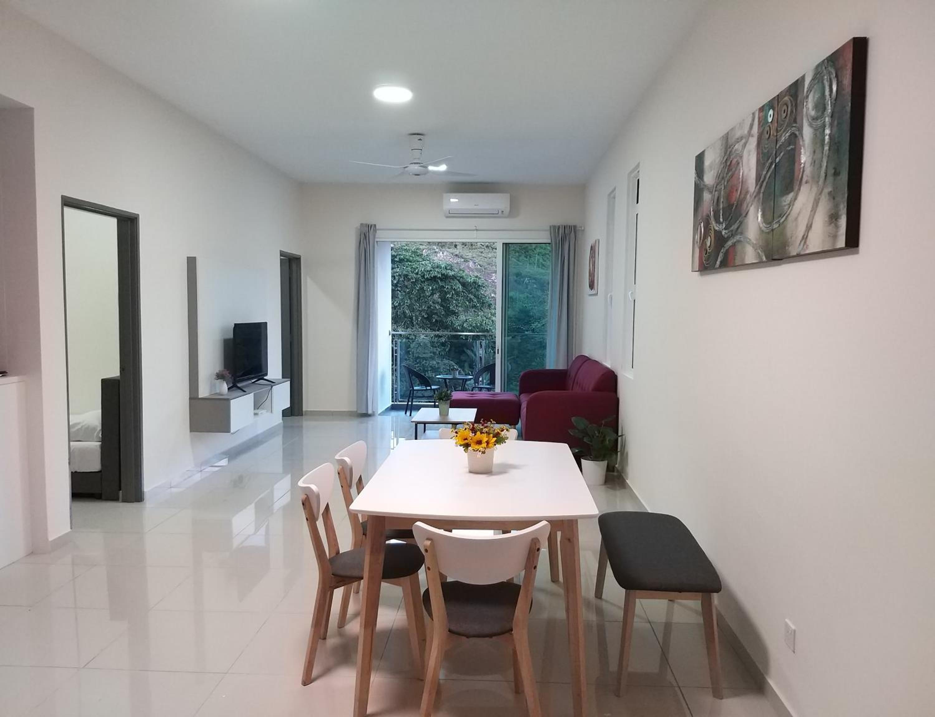 New and Comfy Vacation Home photo 6