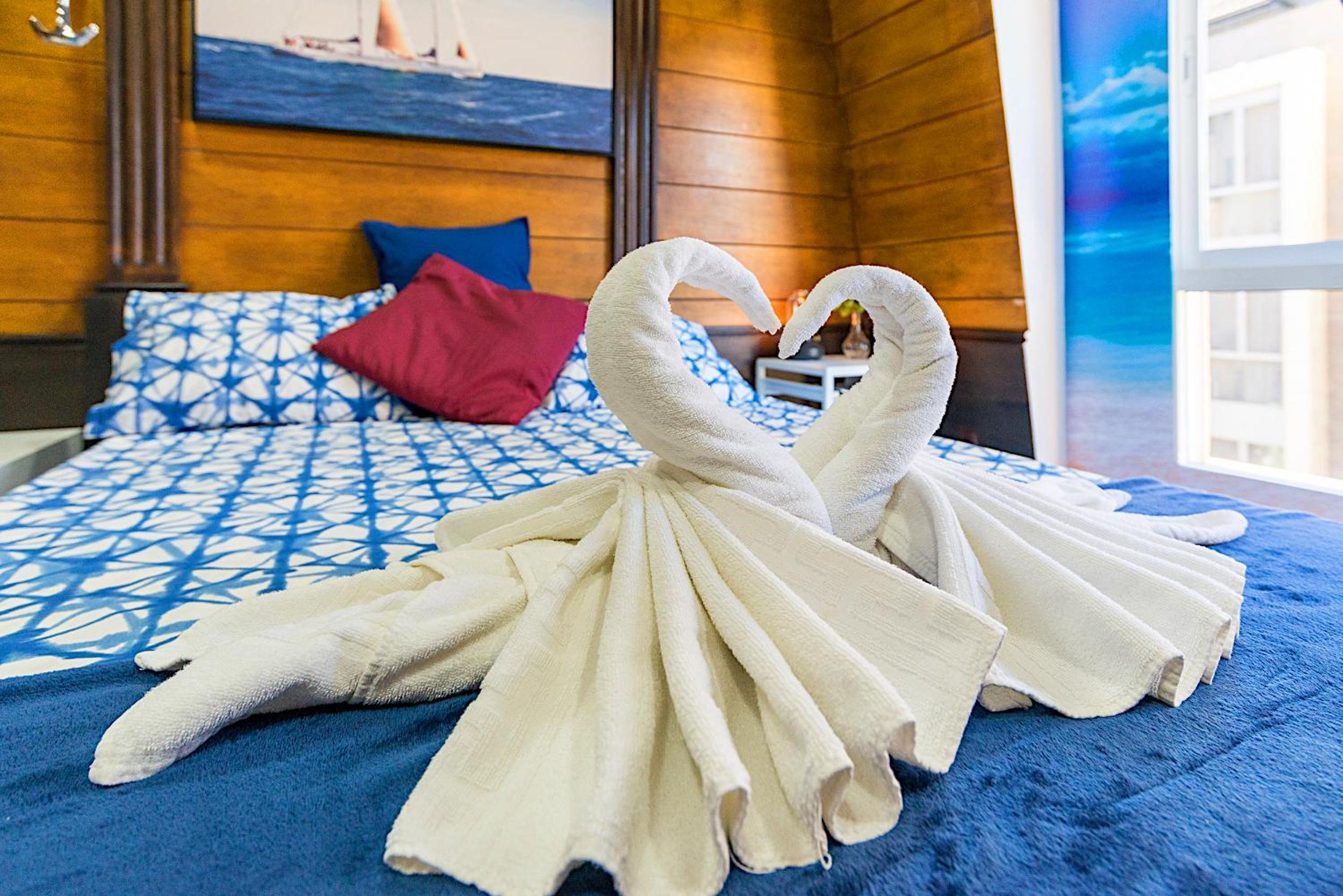 CityCenter Pirates Room, Young People Only