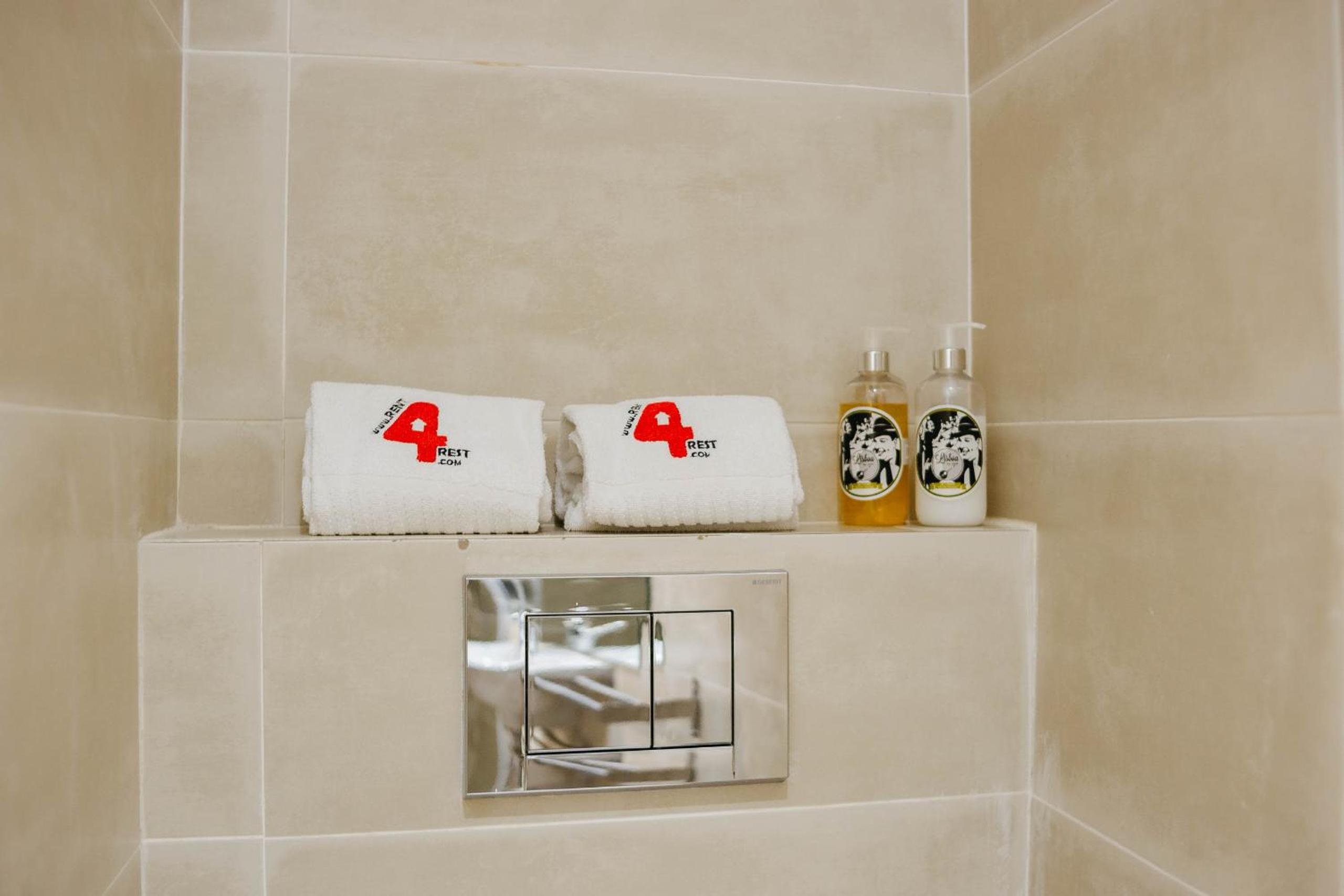 RENT4REST LISBON DOWNTOWN TINY STUDIO Apartments