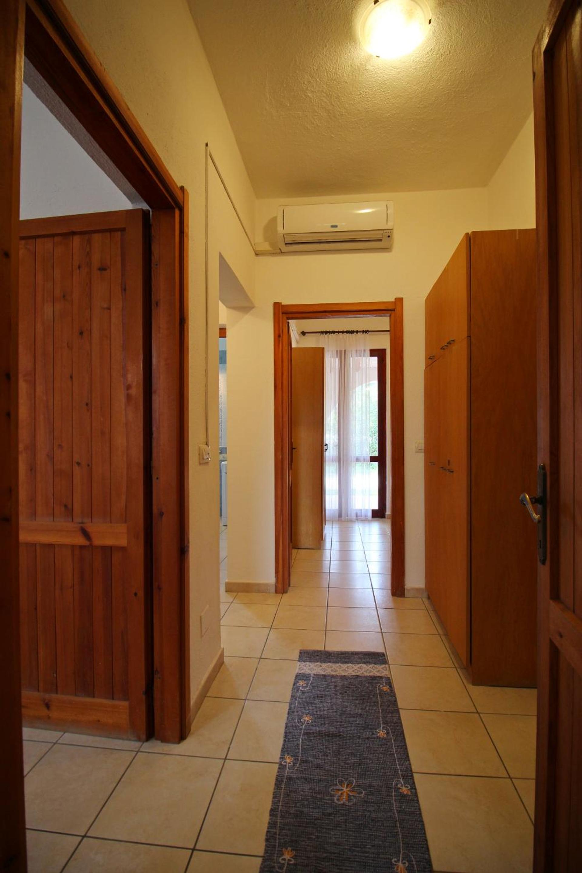 Photo 34