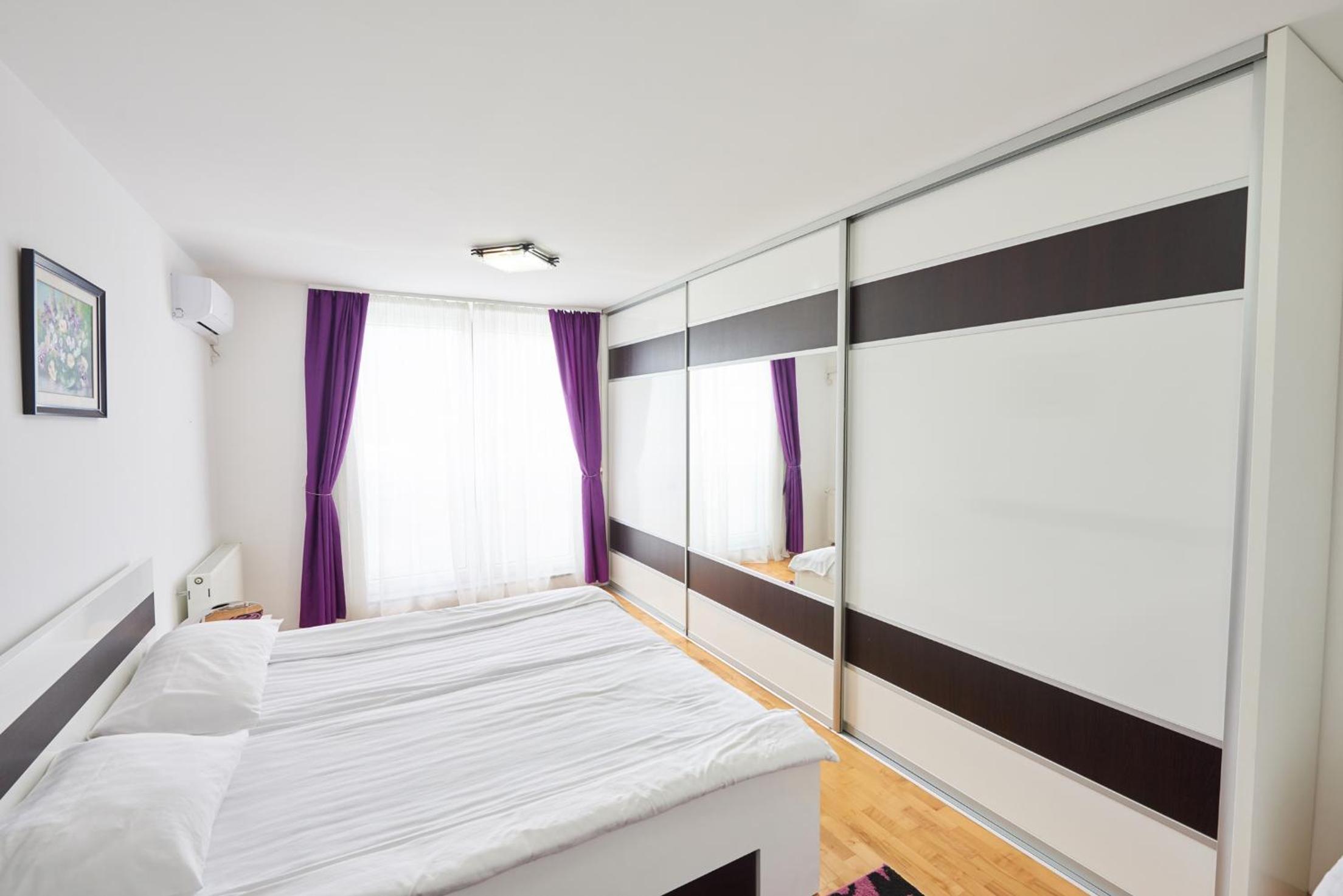 RIVER VIEW Apartments