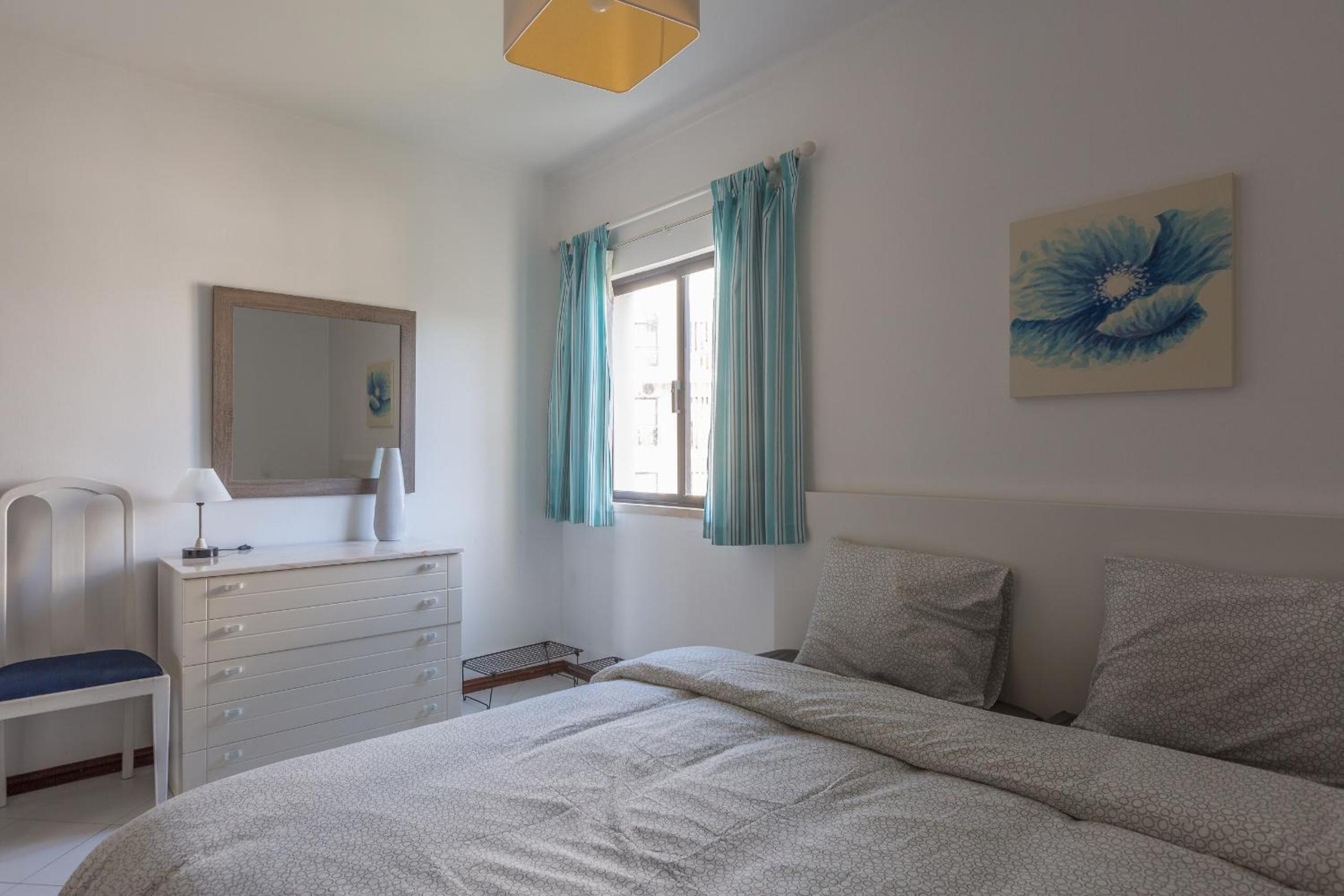 Modern Top Floor Apartment 60m2 - Balcony with Pool & Sea View - Vilamoura view 5