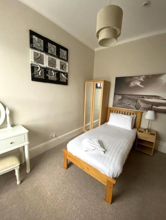 Somerton Lodge