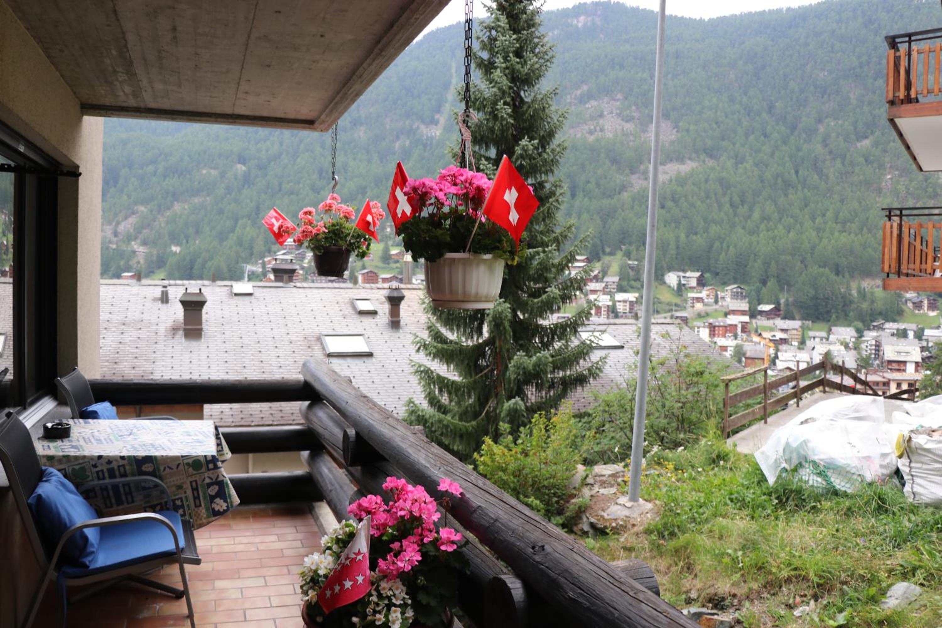 Photo 25