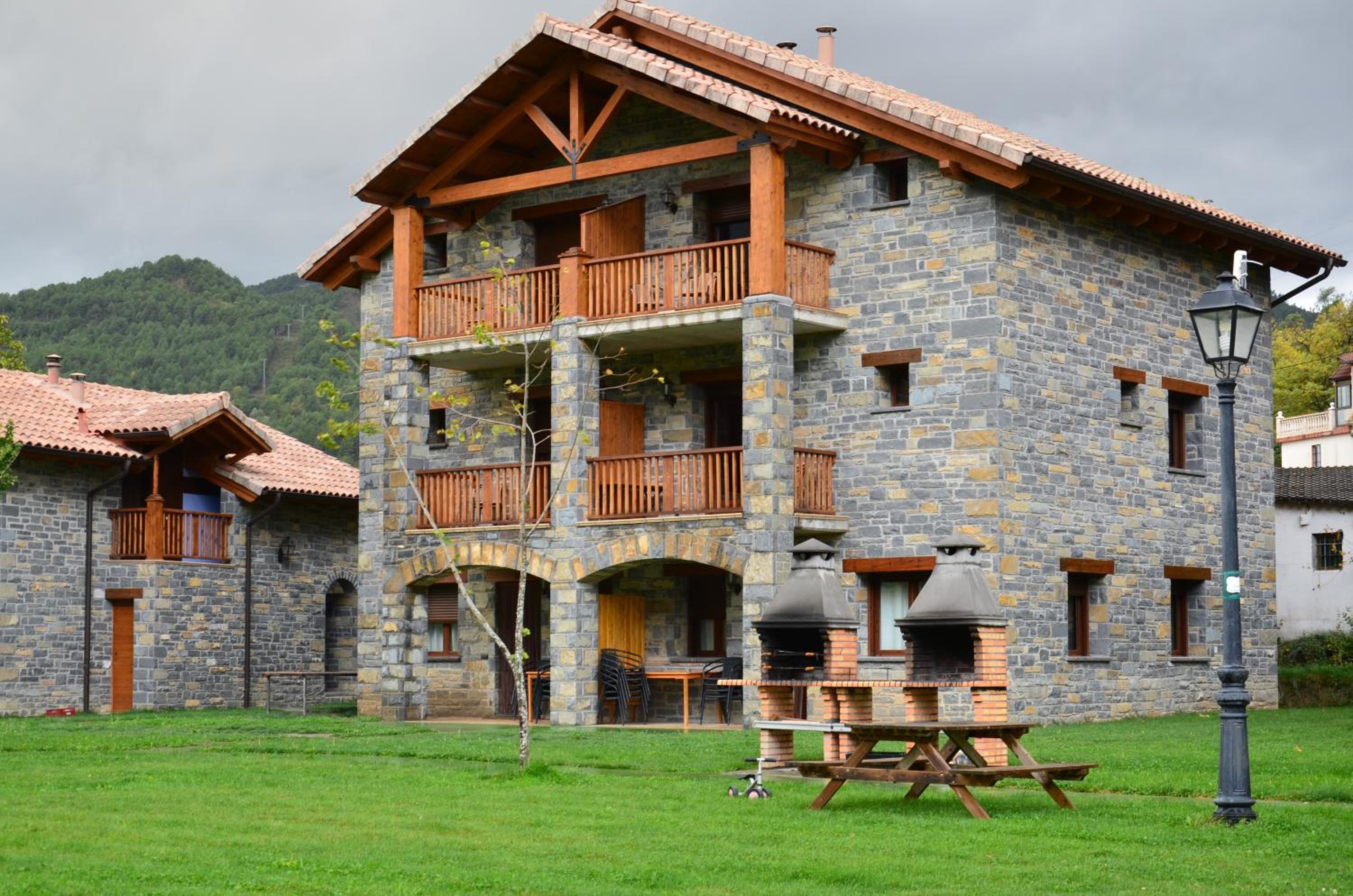 Casas la Ribera Ordesa view 5