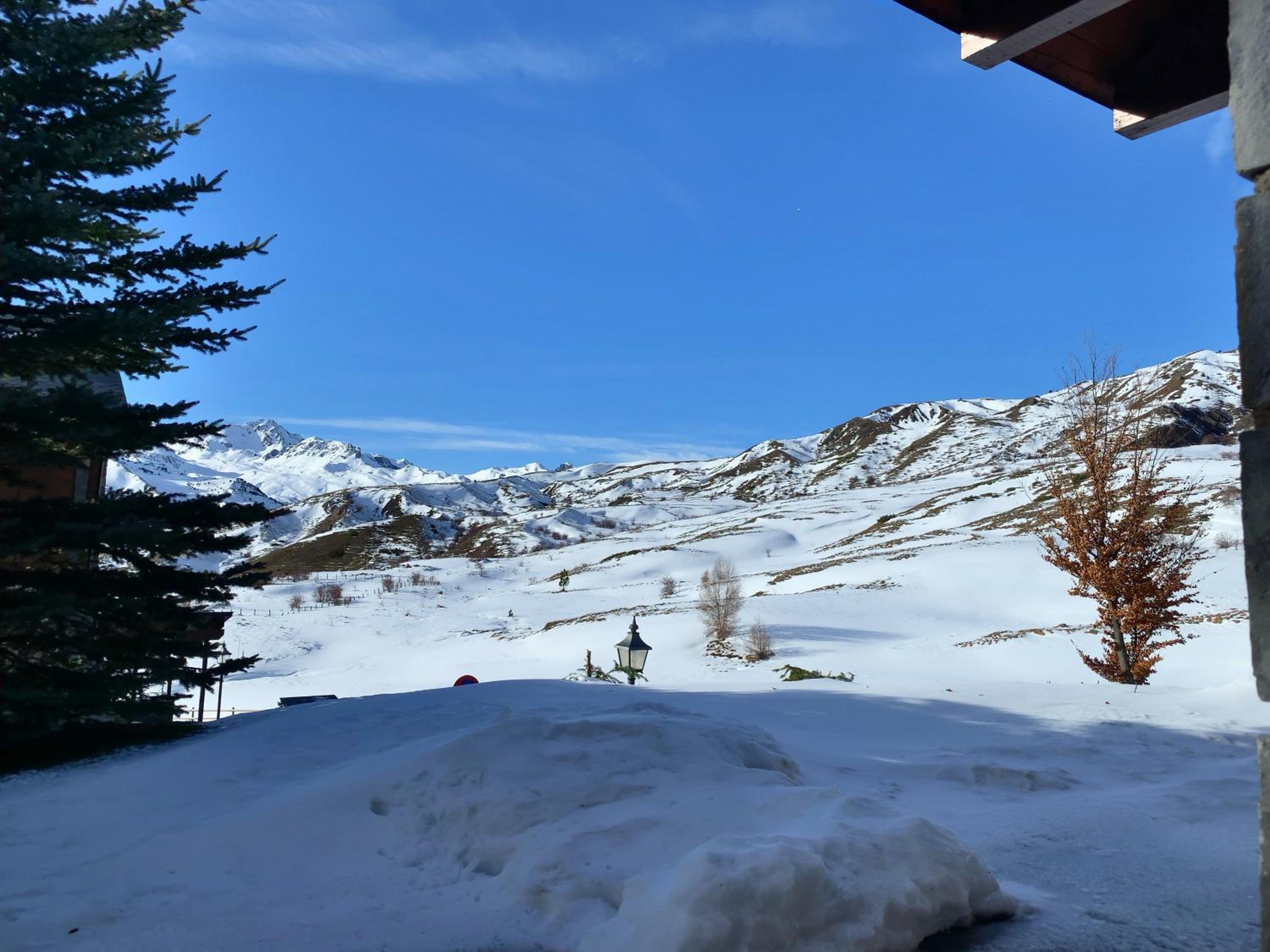 Chalet Los Ibones - Lodge Formigal view 2