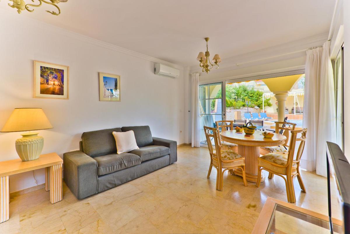 Villa del Miso view 5