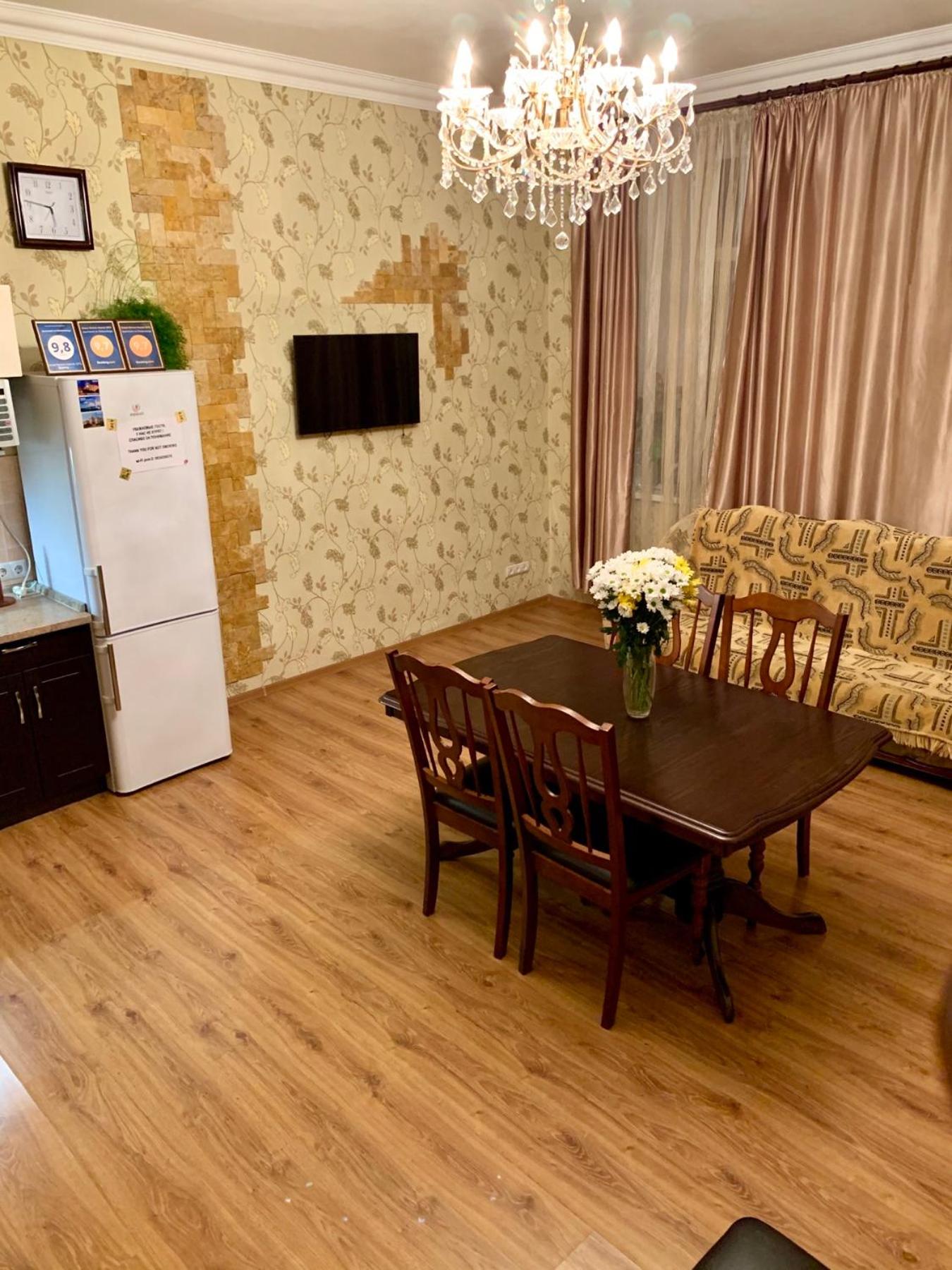 Apartment on Zhukovskogo view 5