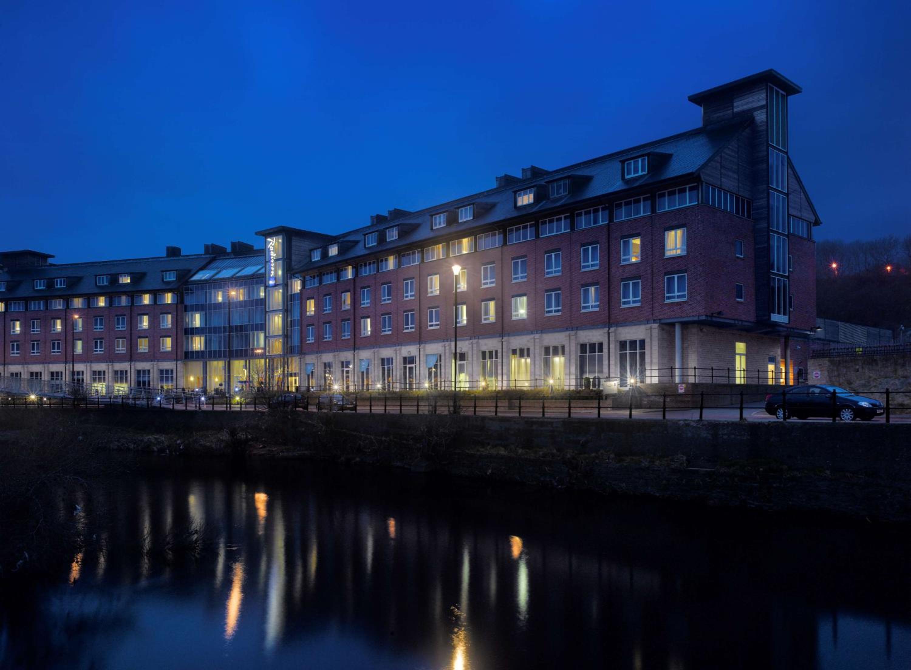 Durham Vacations - Radisson Blu Hotel, Durham - Property Image 1
