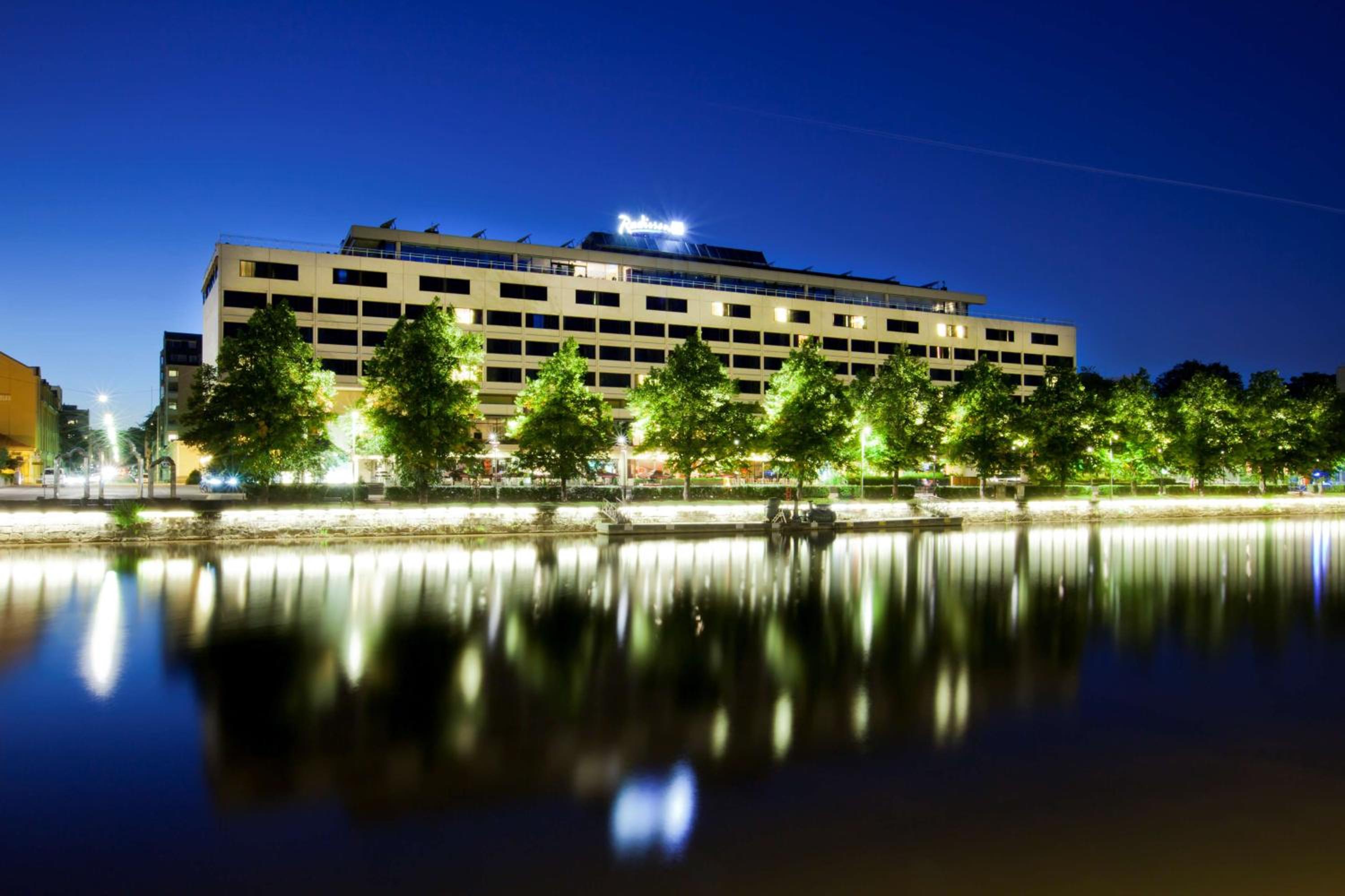 Turku Vacations - Radisson Blu Marina Palace Hotel, Turku - Property Image 1