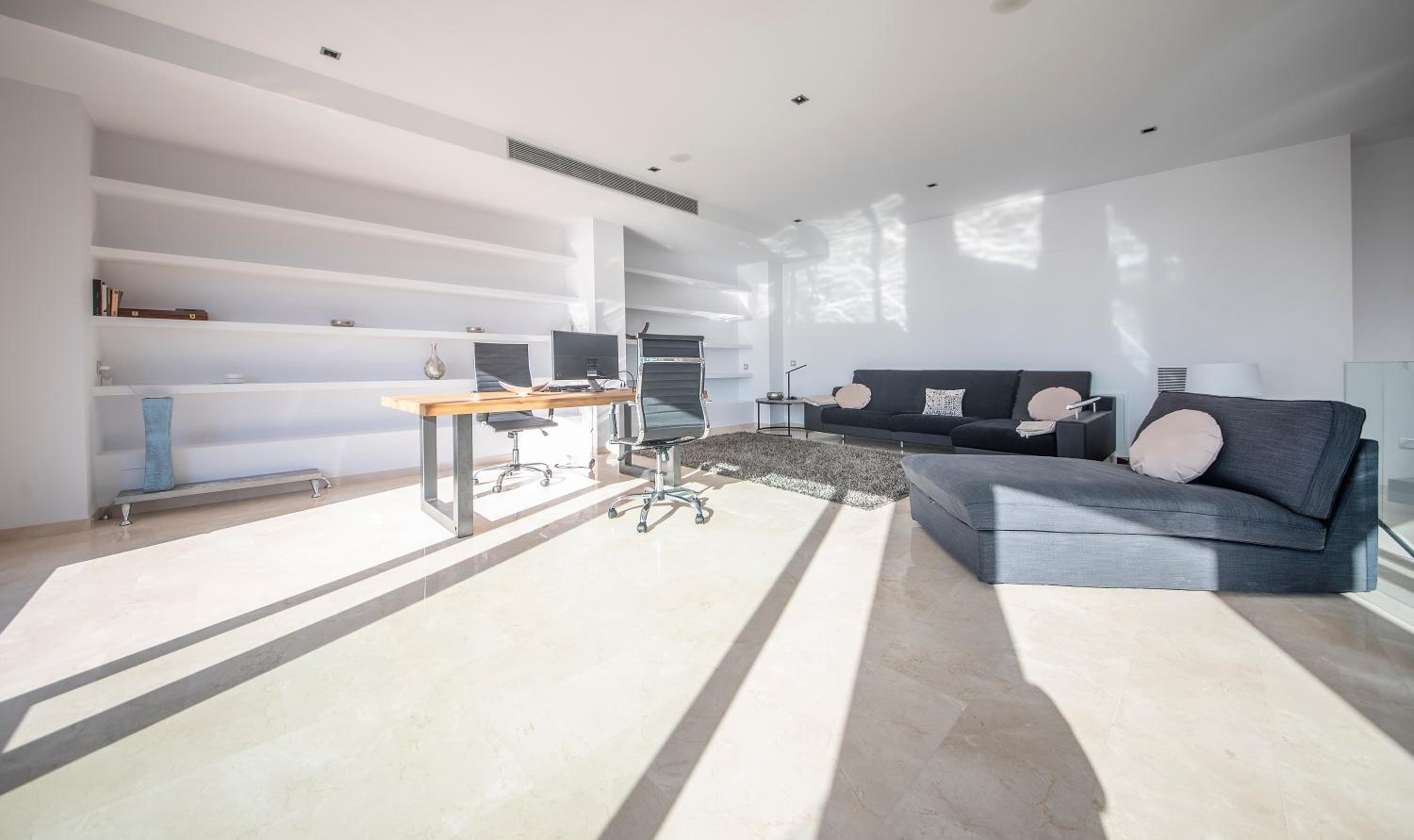 Limonium Deluxe Villa with Private Pool, TarracoHomes