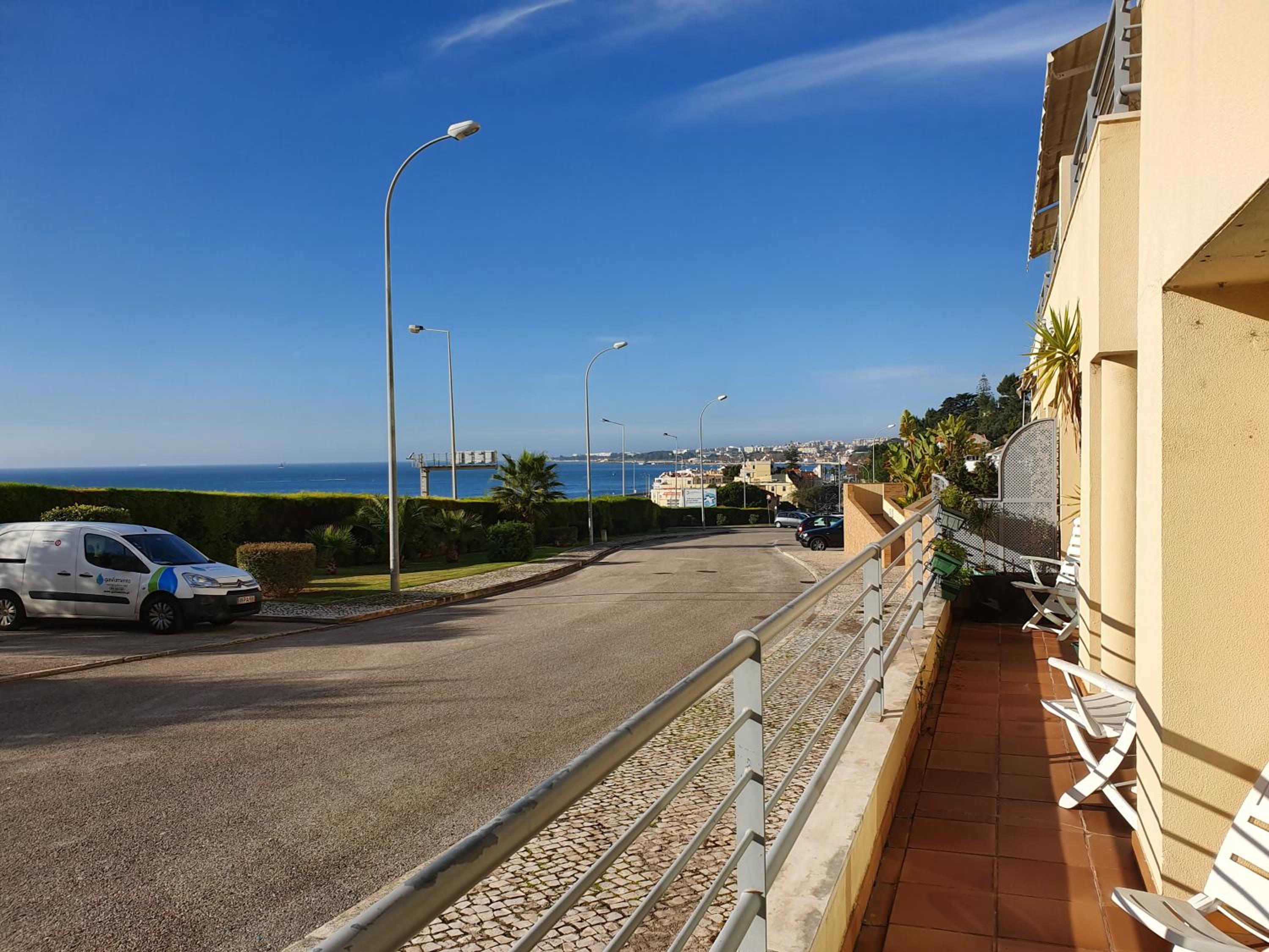 T1 Sea & Pool view 3