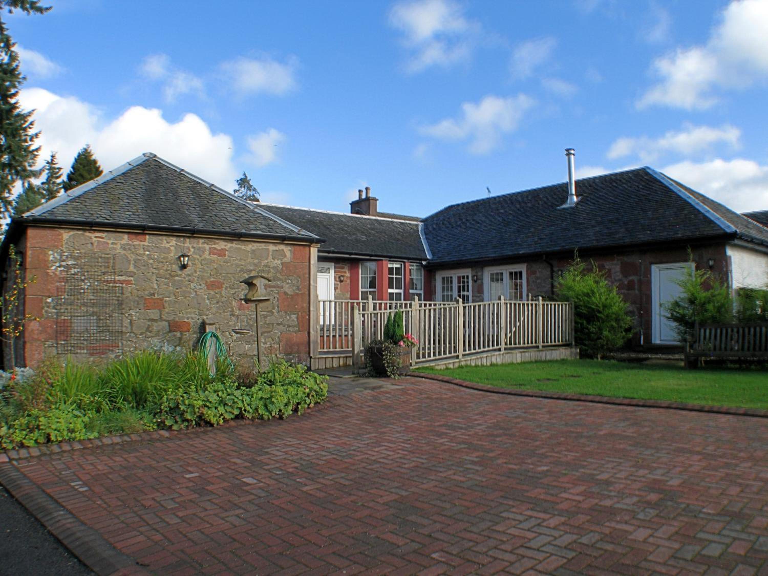 Auchendennan Farm Self Catering Cottages