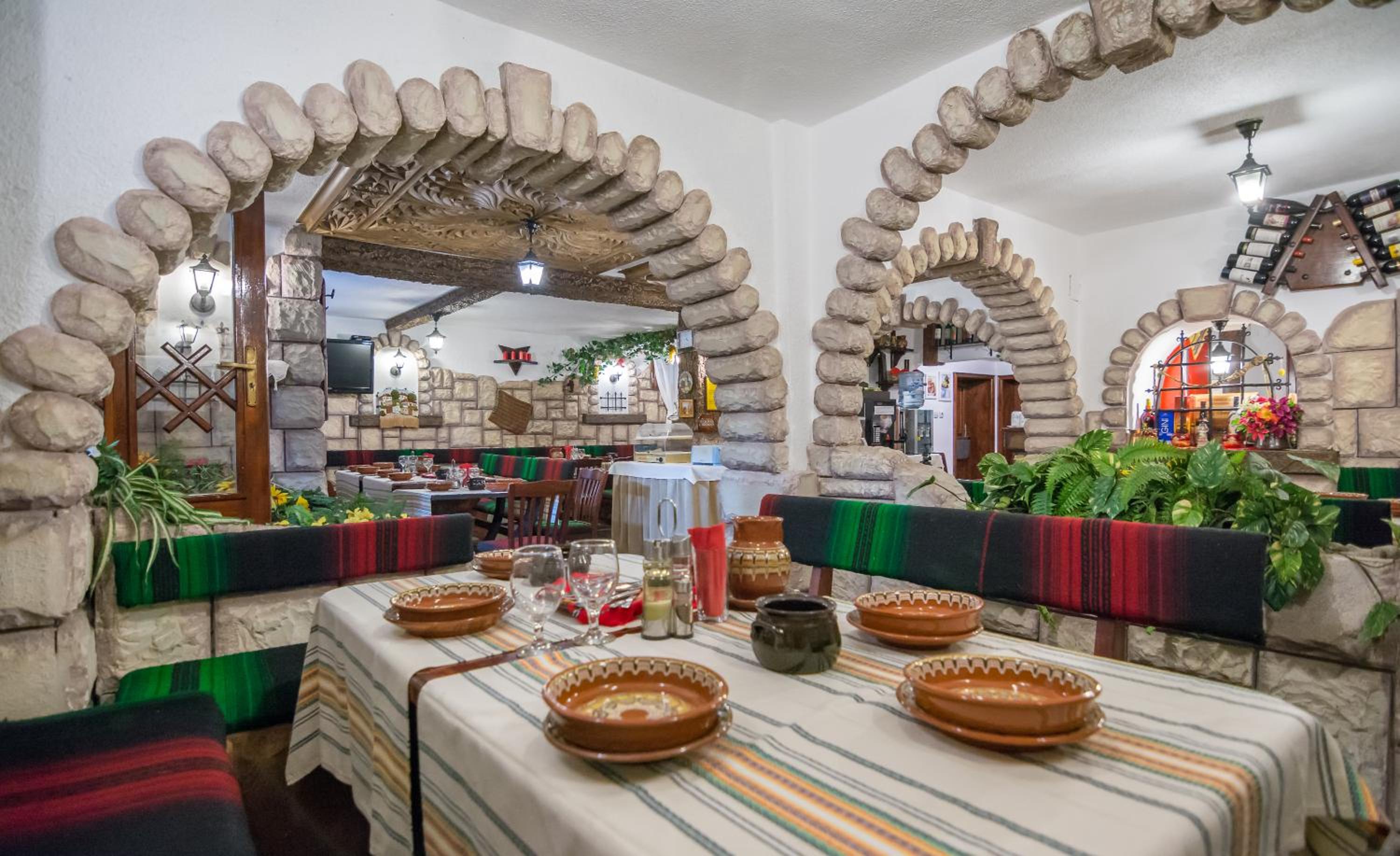 Bansko Vacations - Boutique Guest House IKONOMOV - Property Image 6