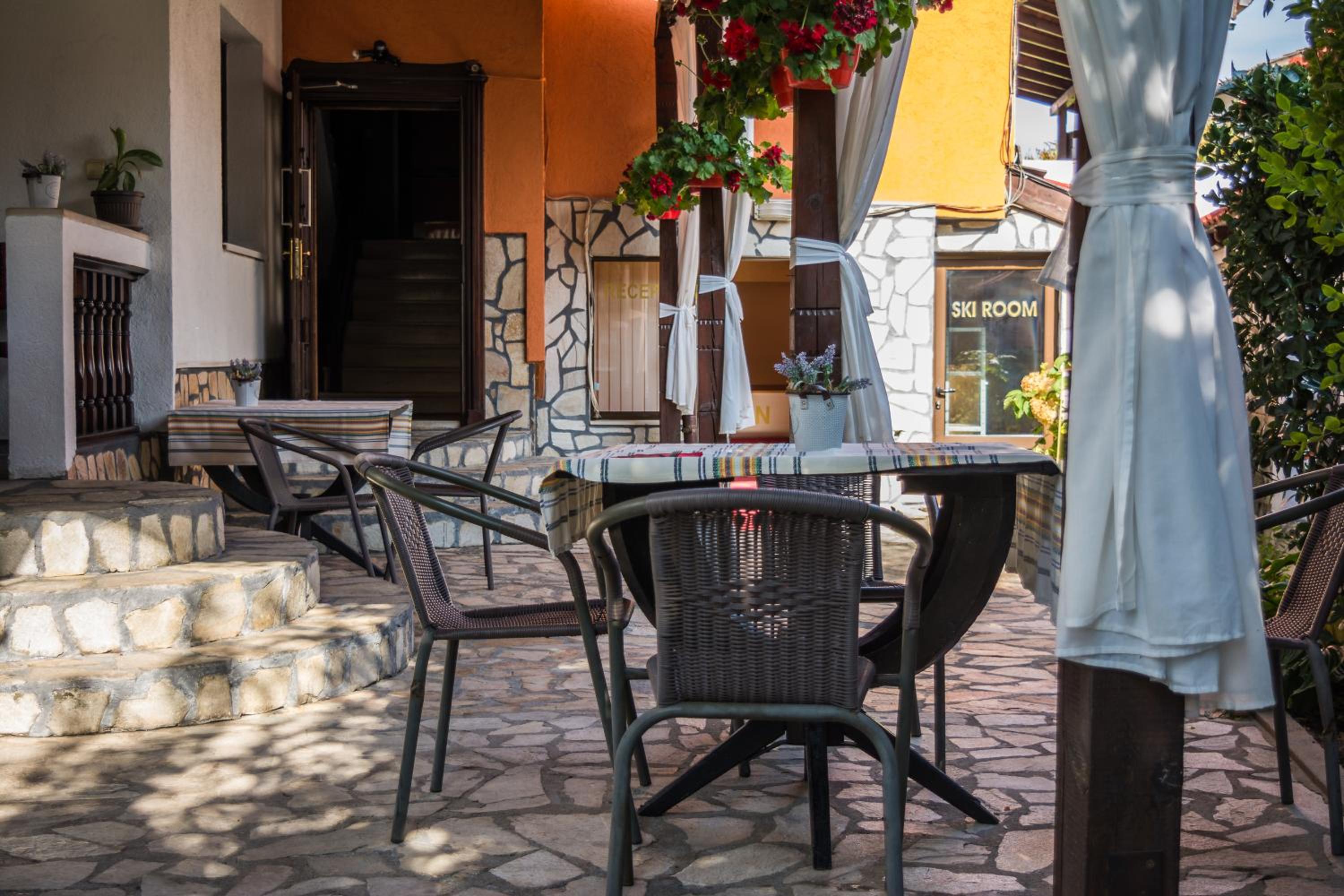 Bansko Vacations - Boutique Guest House IKONOMOV - Property Image 15