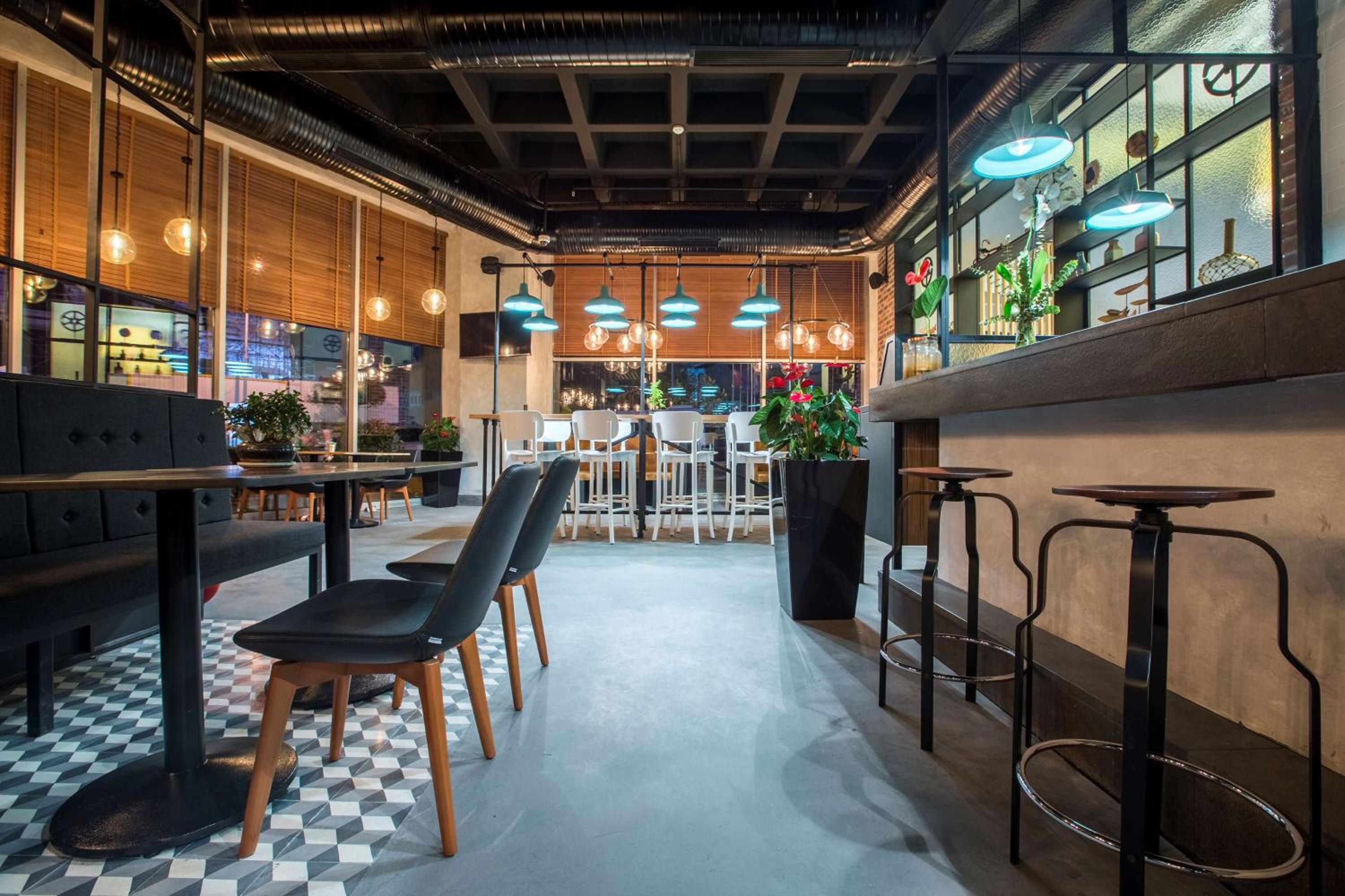 Park Inn By Radisson İstanbul Atatürk Havalimanı - Image 6