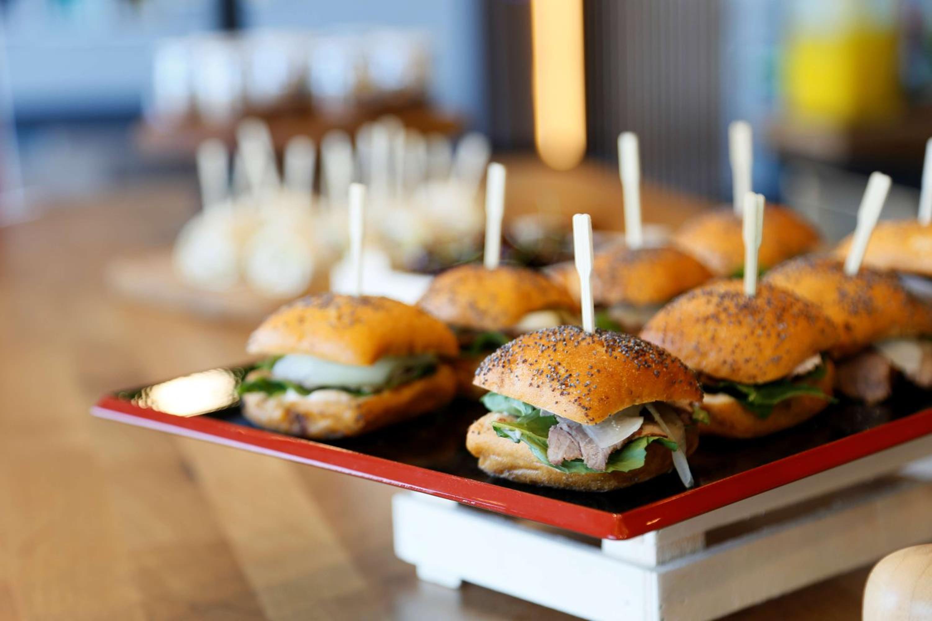 Park Inn by Radisson İzmir - Image 24