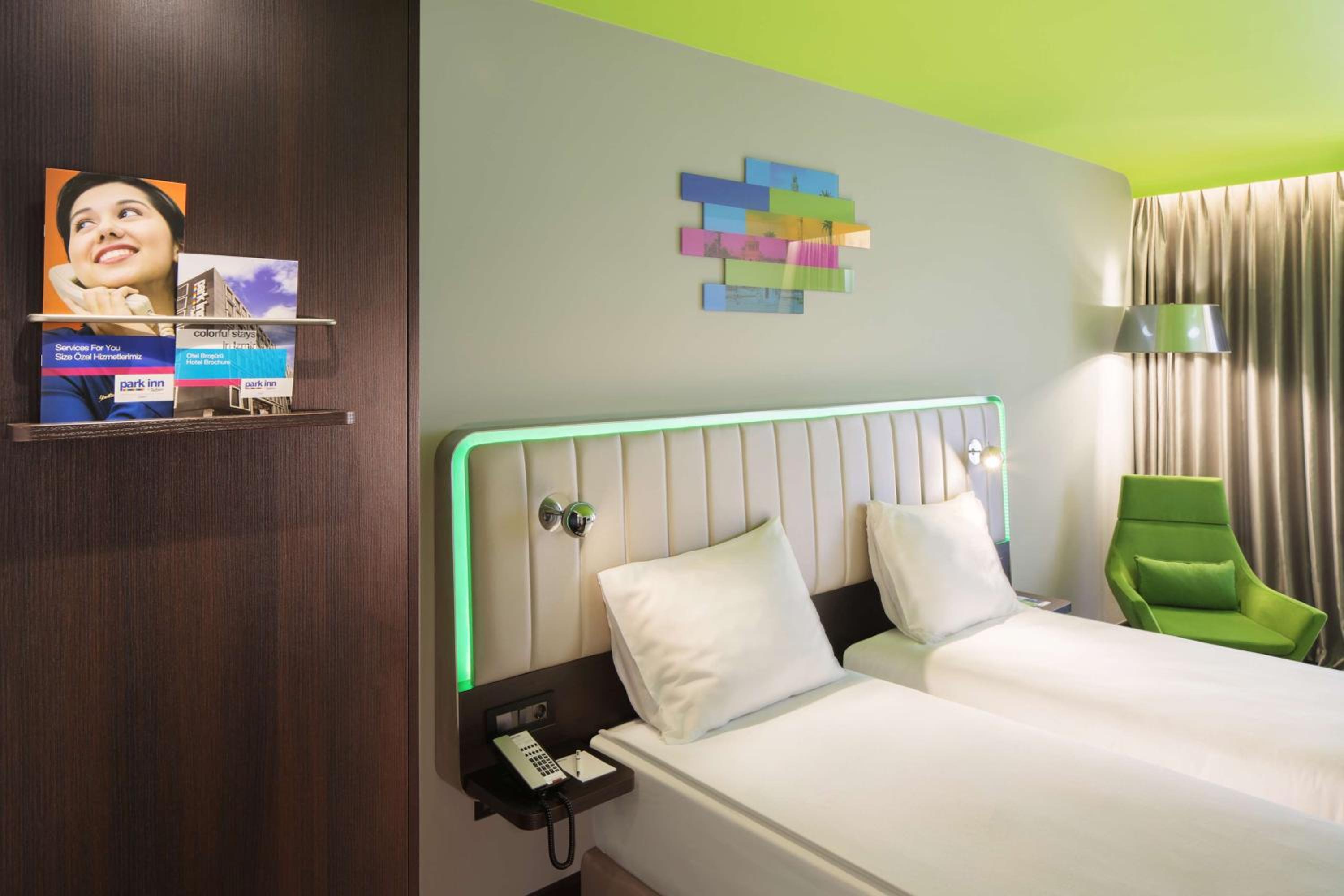 Park Inn by Radisson İzmir - Image 8