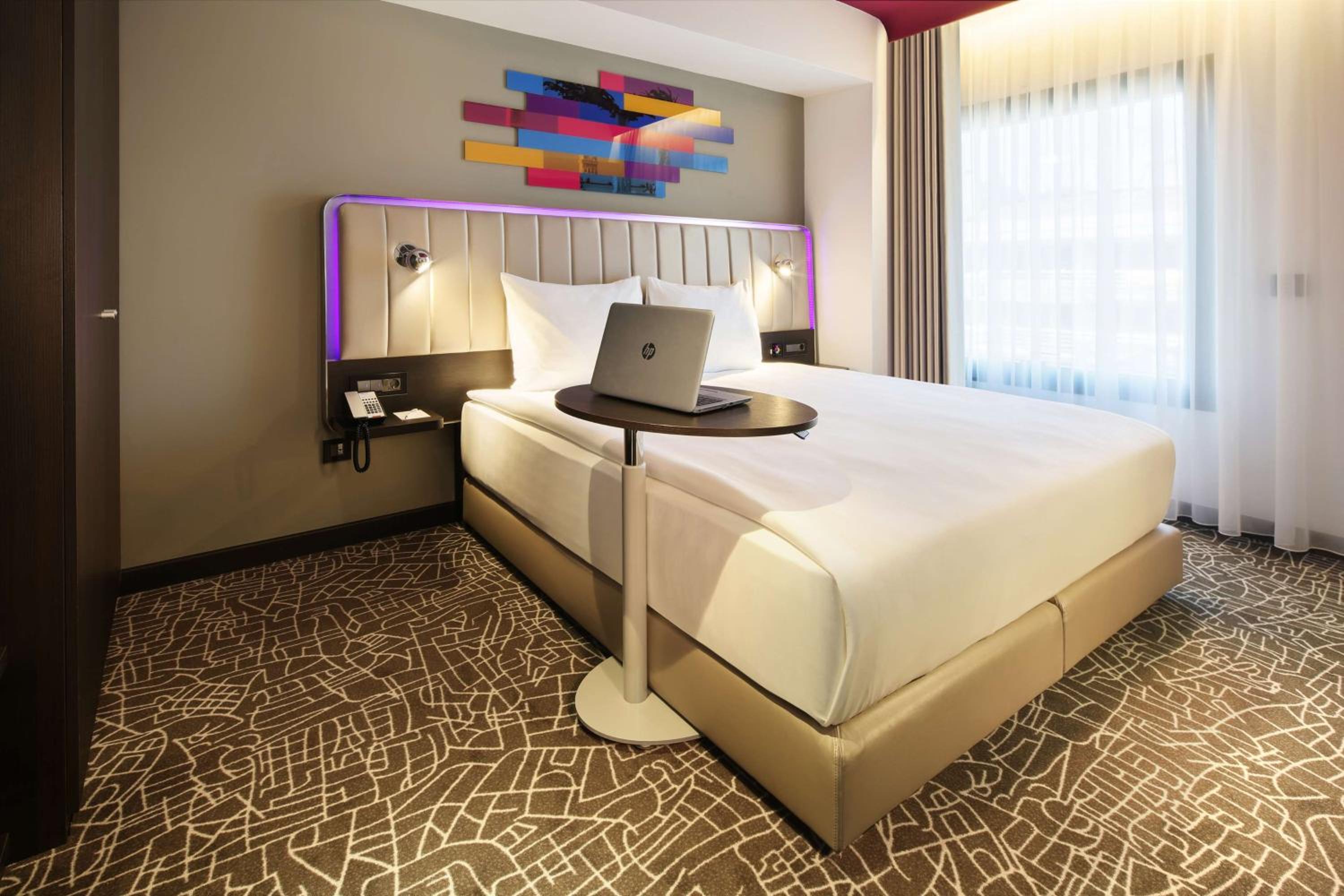 Park Inn by Radisson İzmir - Image 11