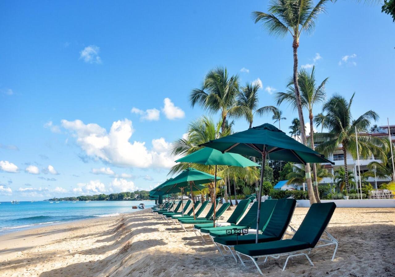Royal Glitter Bay Villas