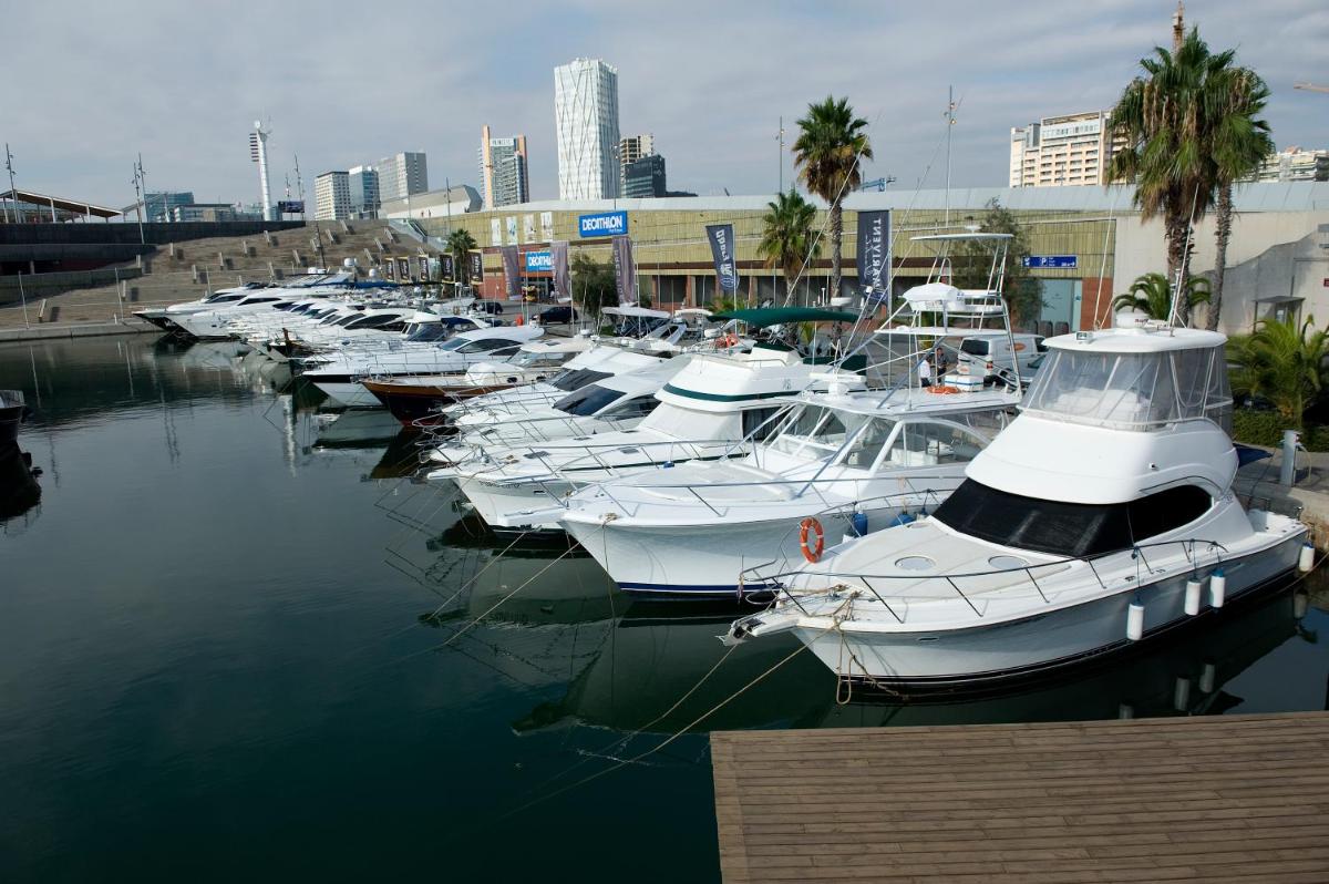 Boat Hotel Barcelona
