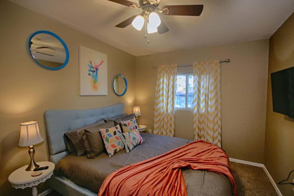 Red Rock Canyon Retreat & Garden of the Gods-