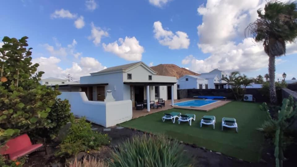 Villa Bol-Can con piscina privada view 5
