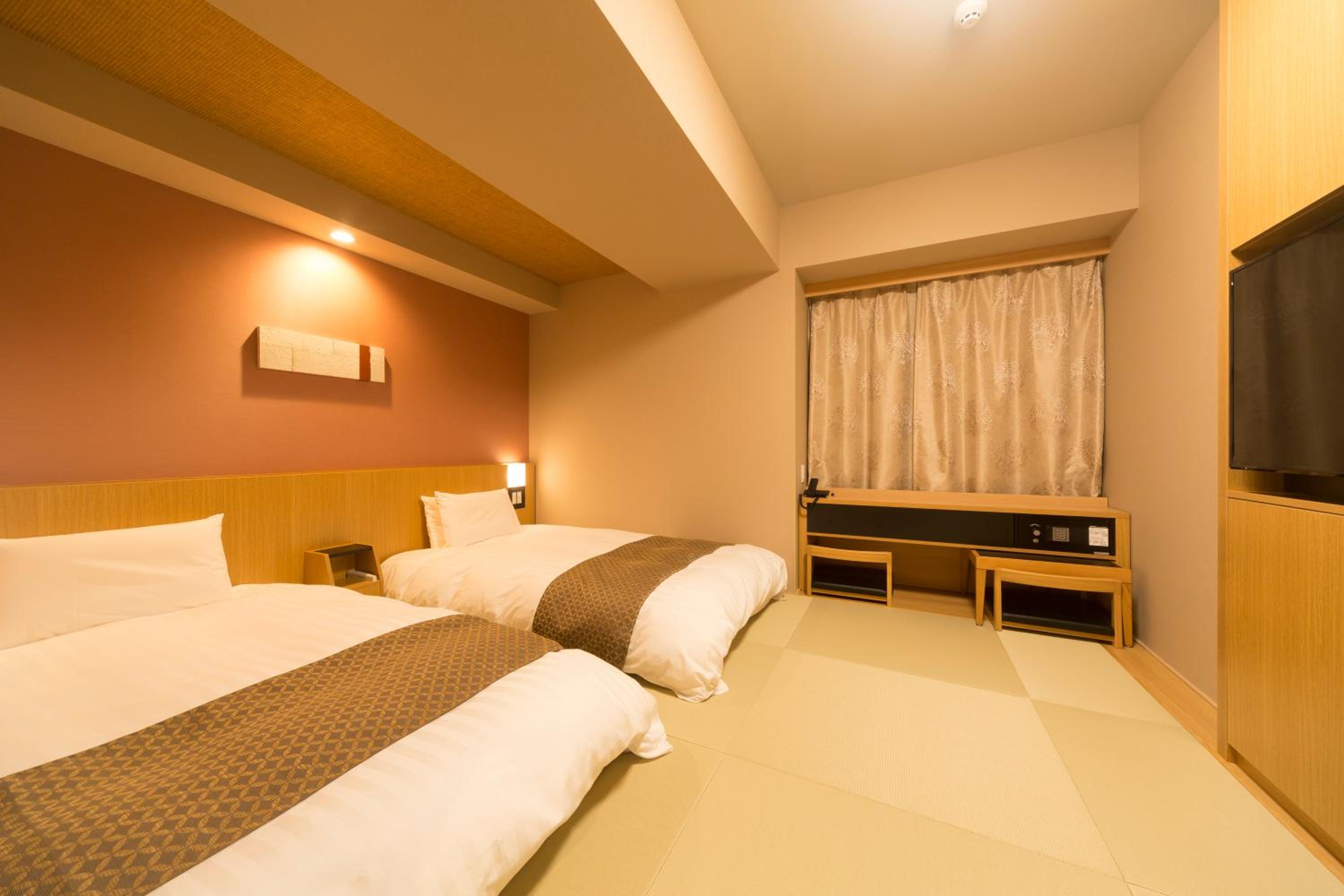 Dormy Inn Premium Tokyo Kodenmacho Hot Spring 5