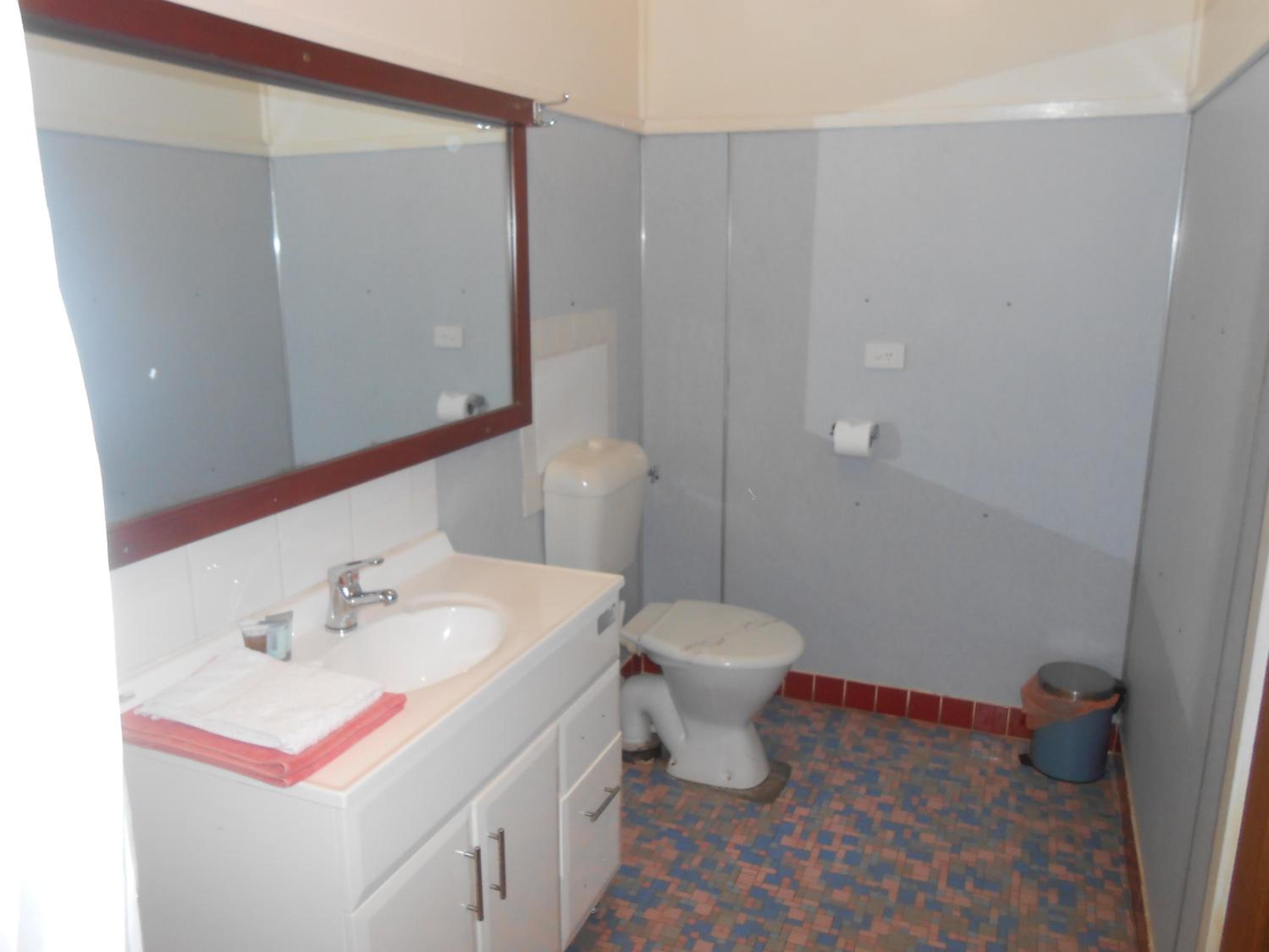 Photo 15