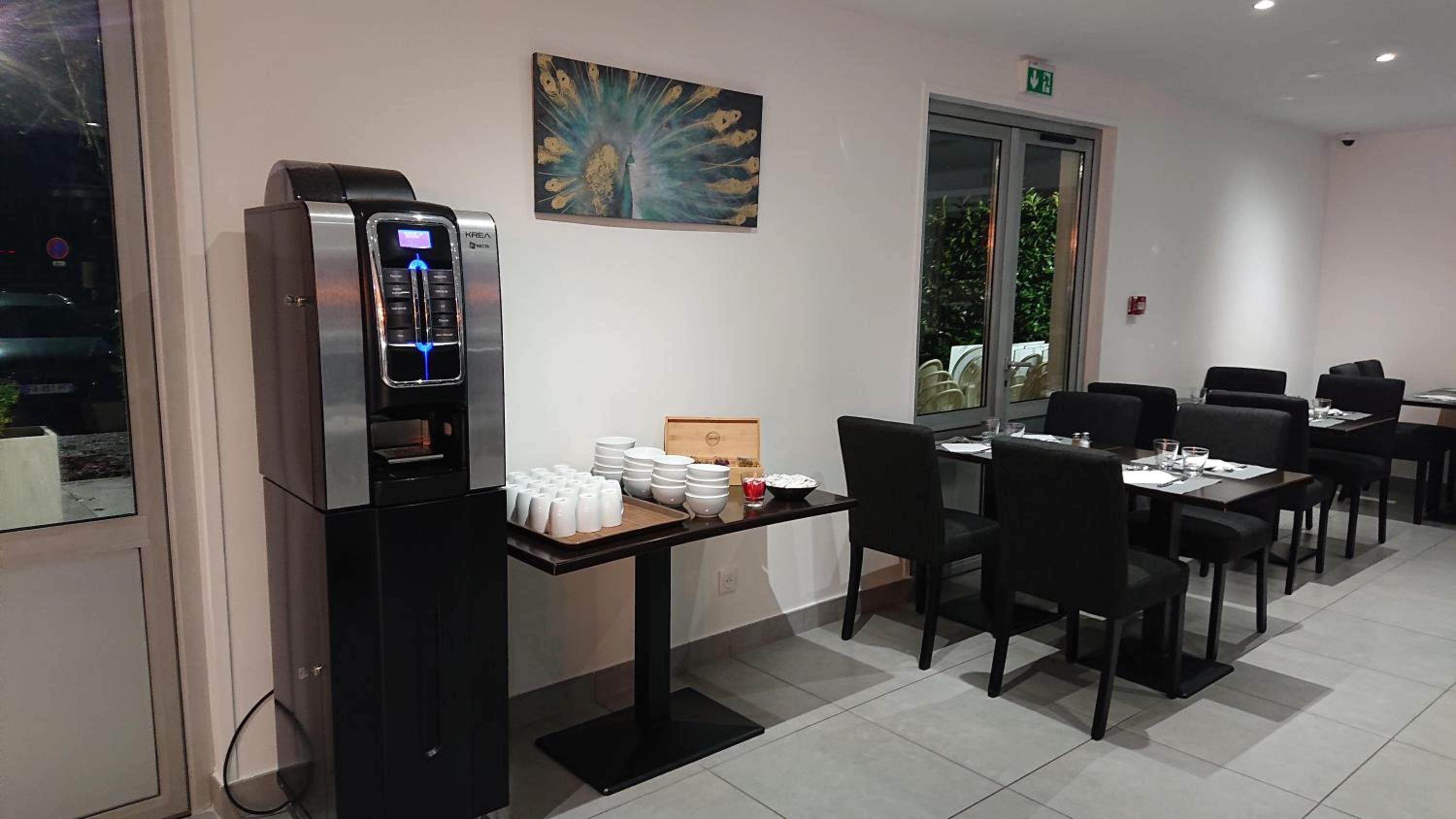 Bron Vacations - Kyriad Direct Bron Lyon Eurexpo - Property Image 2
