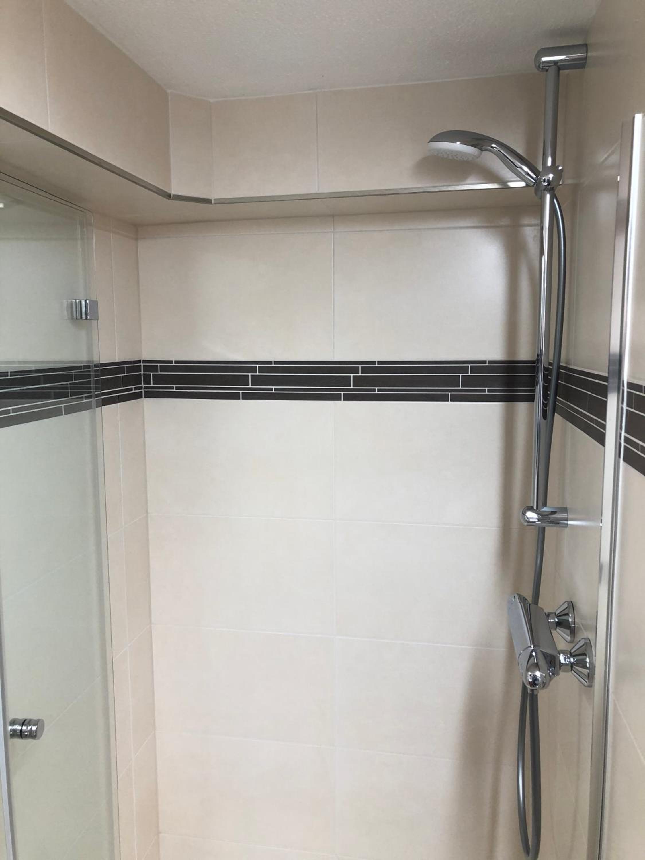 Ferienwohnung Apartment Dettum mit eigenem Bad, Kochnische und Wintergarten