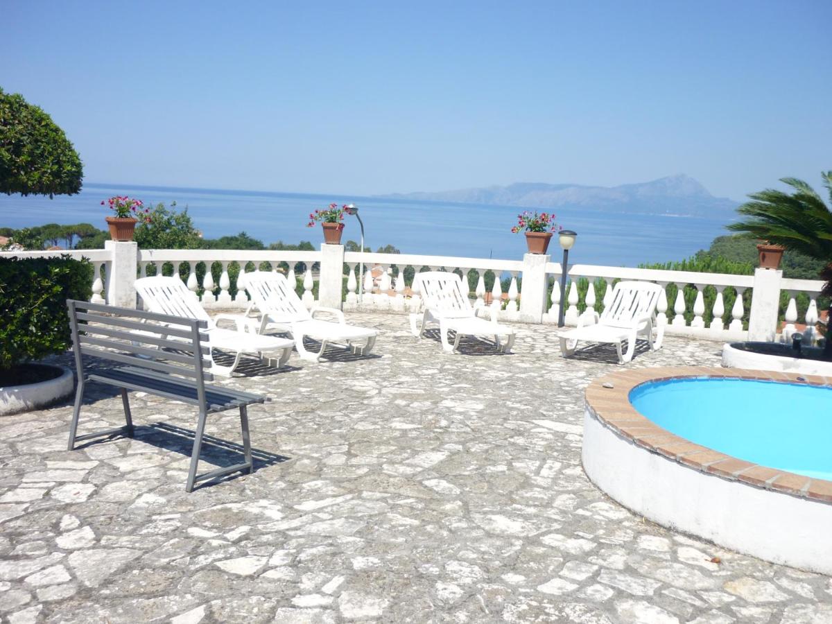 La casa Bianca view 4