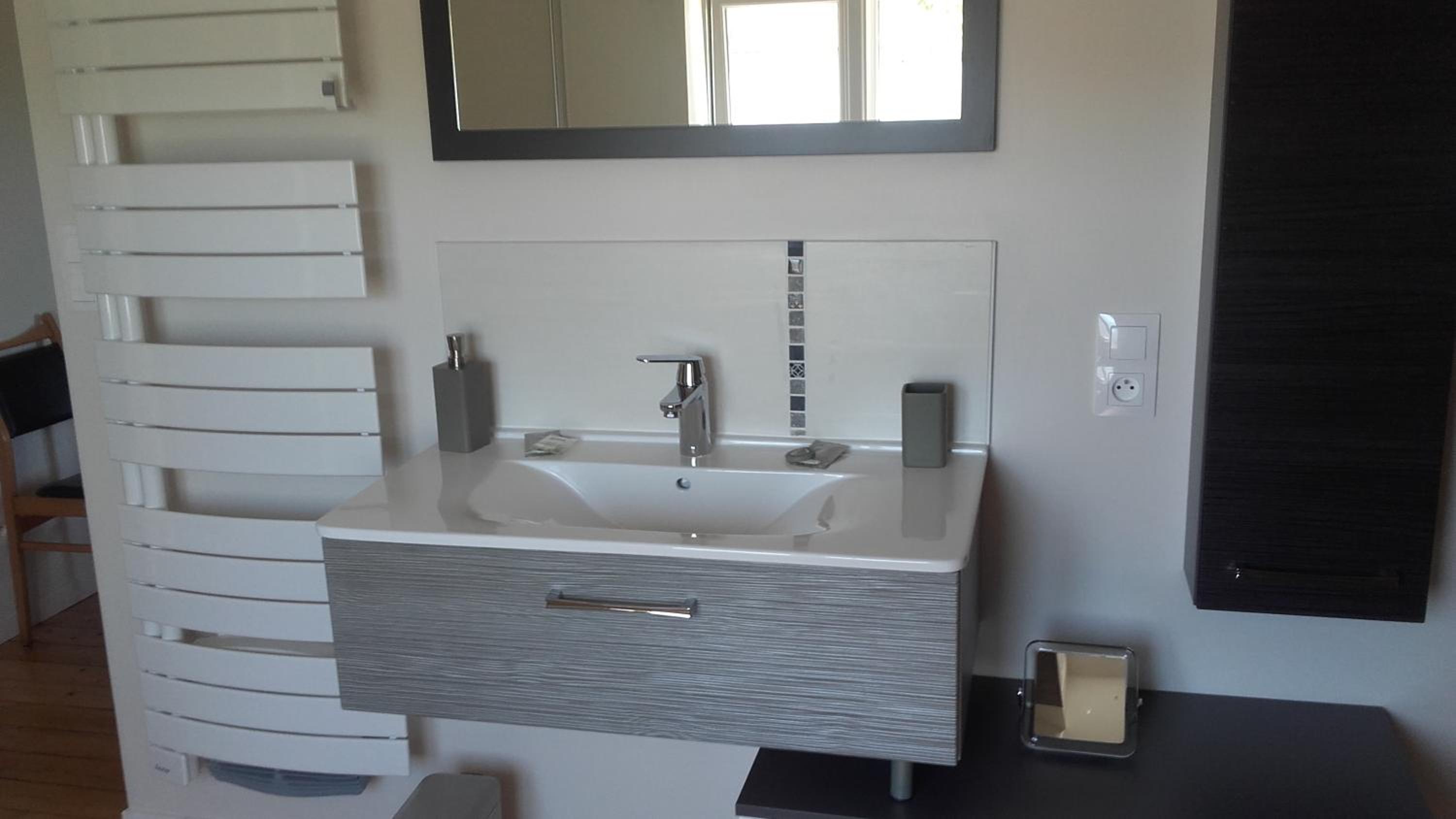 Photo 9