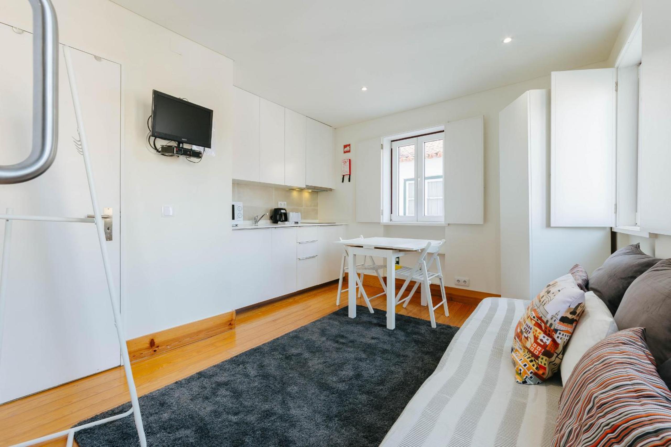 RENT4REST LISBON DOWNTOWN TINY STUDIO Apartments