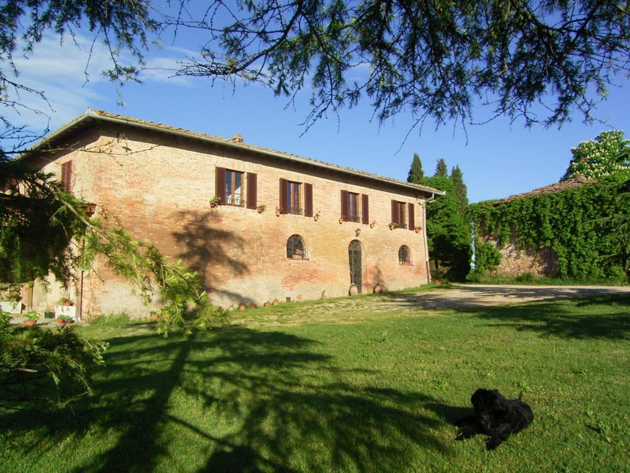 Villa Siena Bio Agriturismo private pool