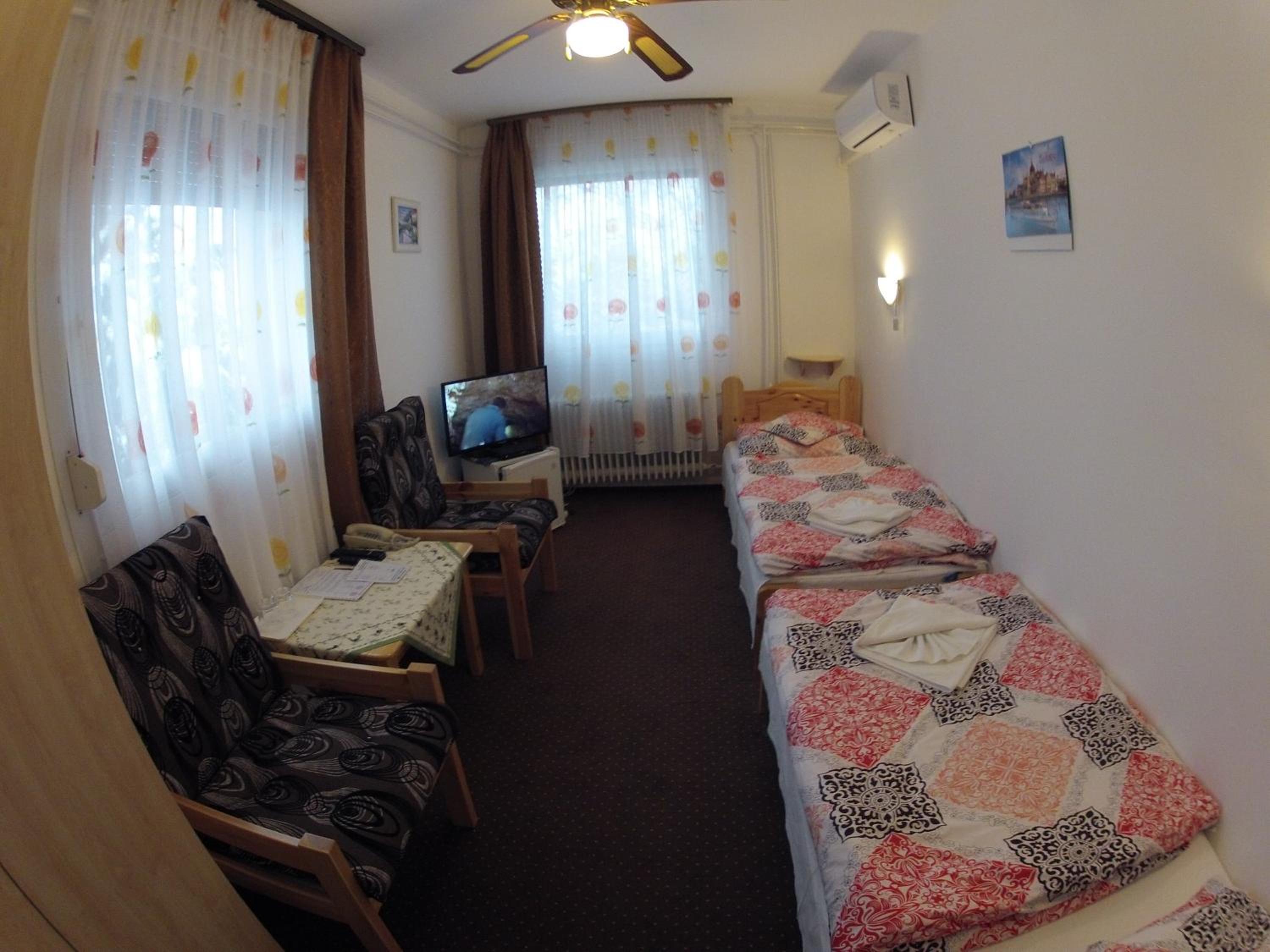 Photo 17