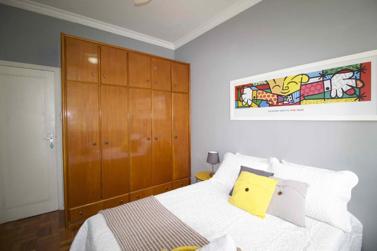 Pineapples VP601 - Apartamento em Ipanema na esquina de Farme de Amoedo