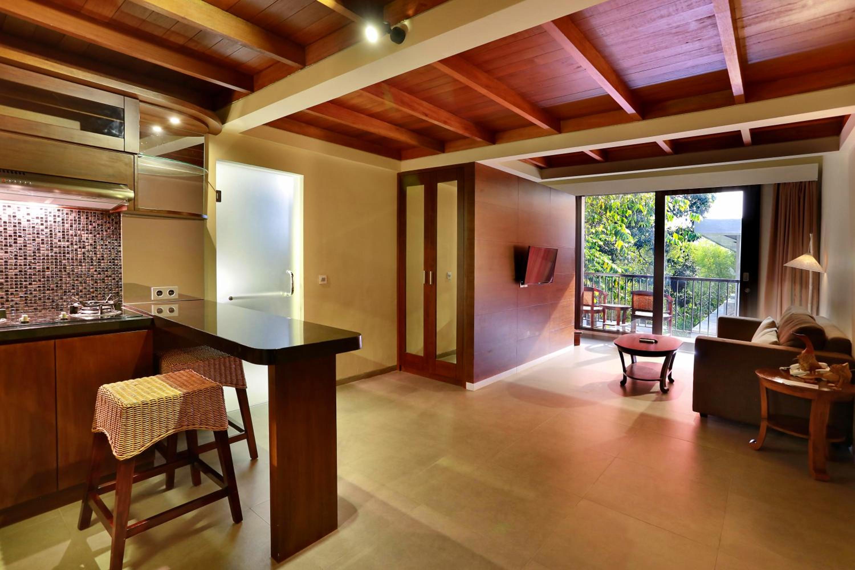 Pandawa All Suites Hotel