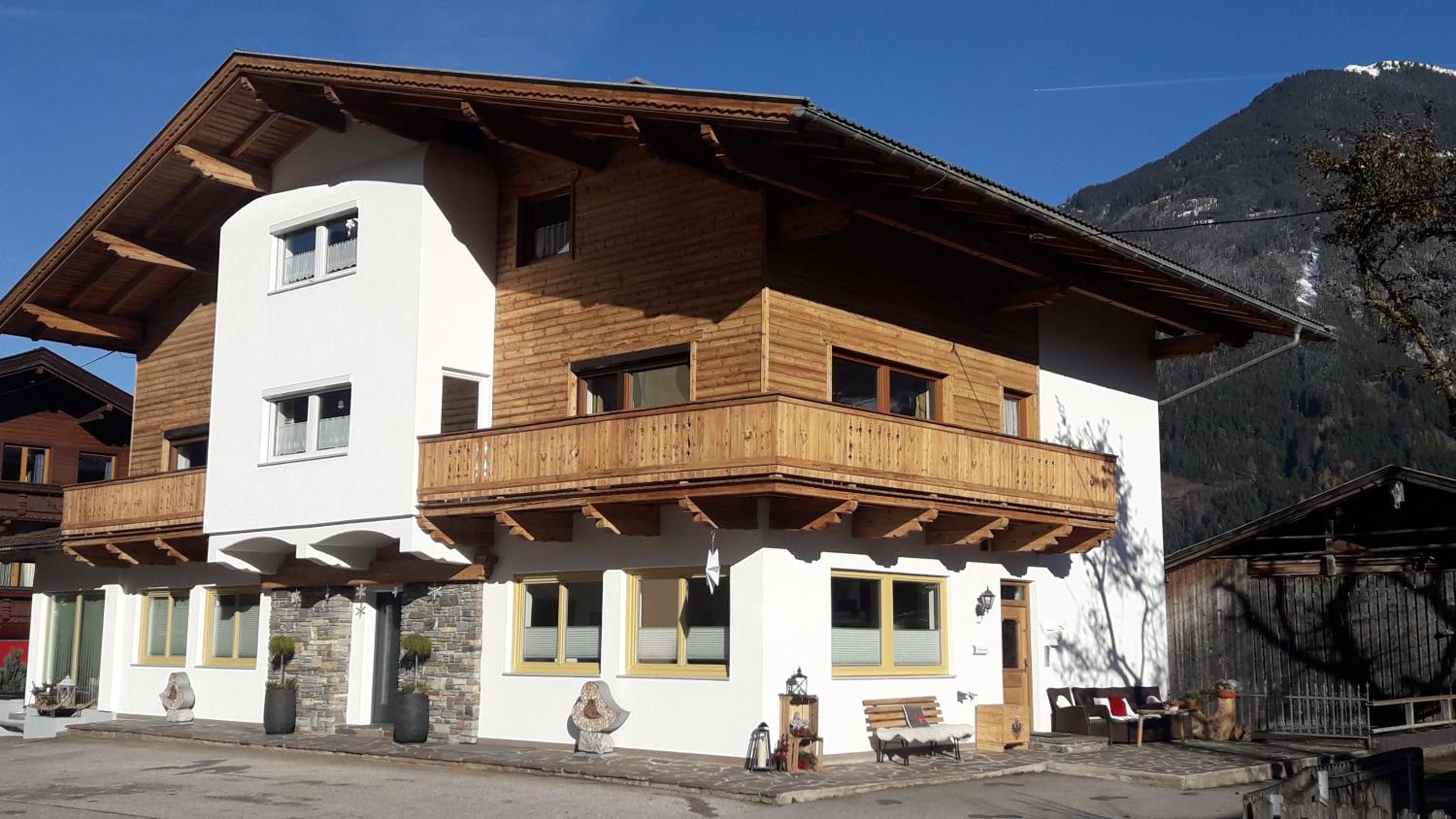 Studio Hochzillertal mit Sauna & E-Ladestation