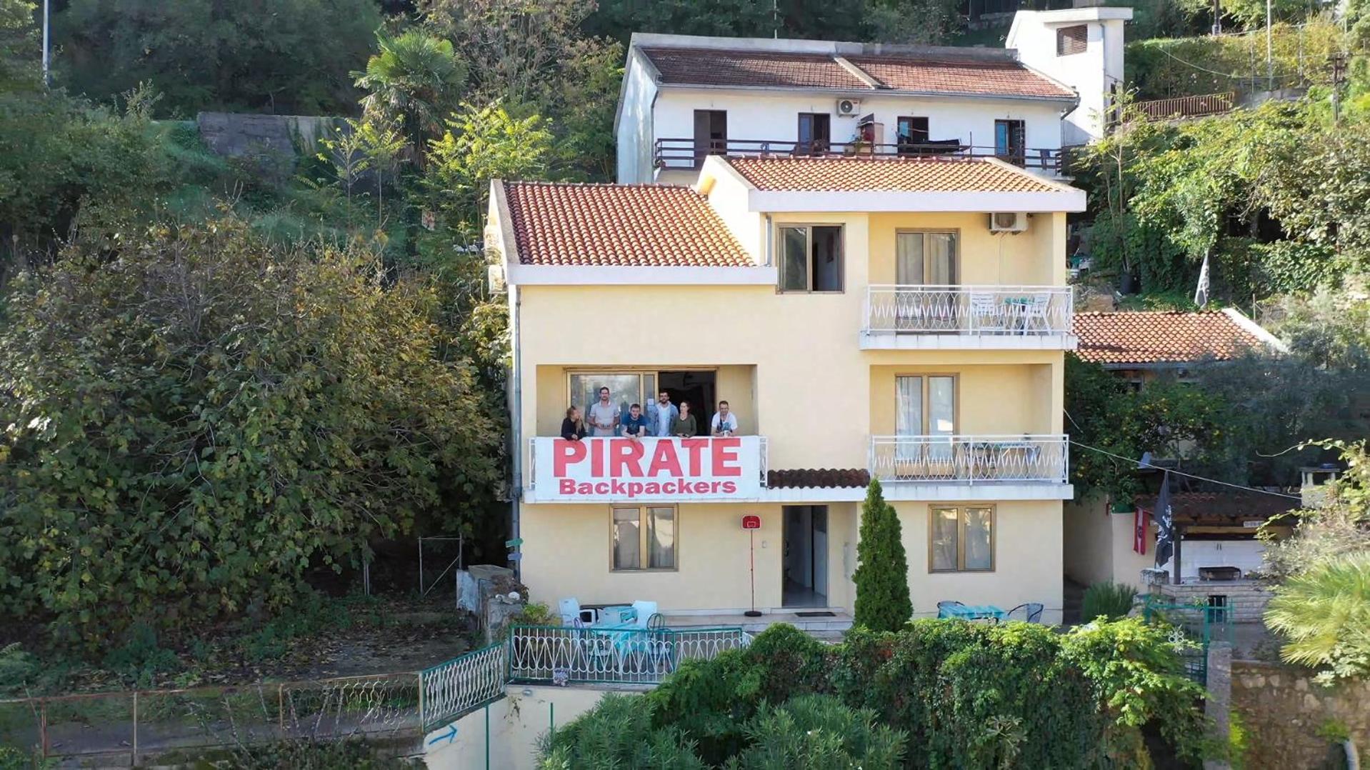 Pirate Backpackers