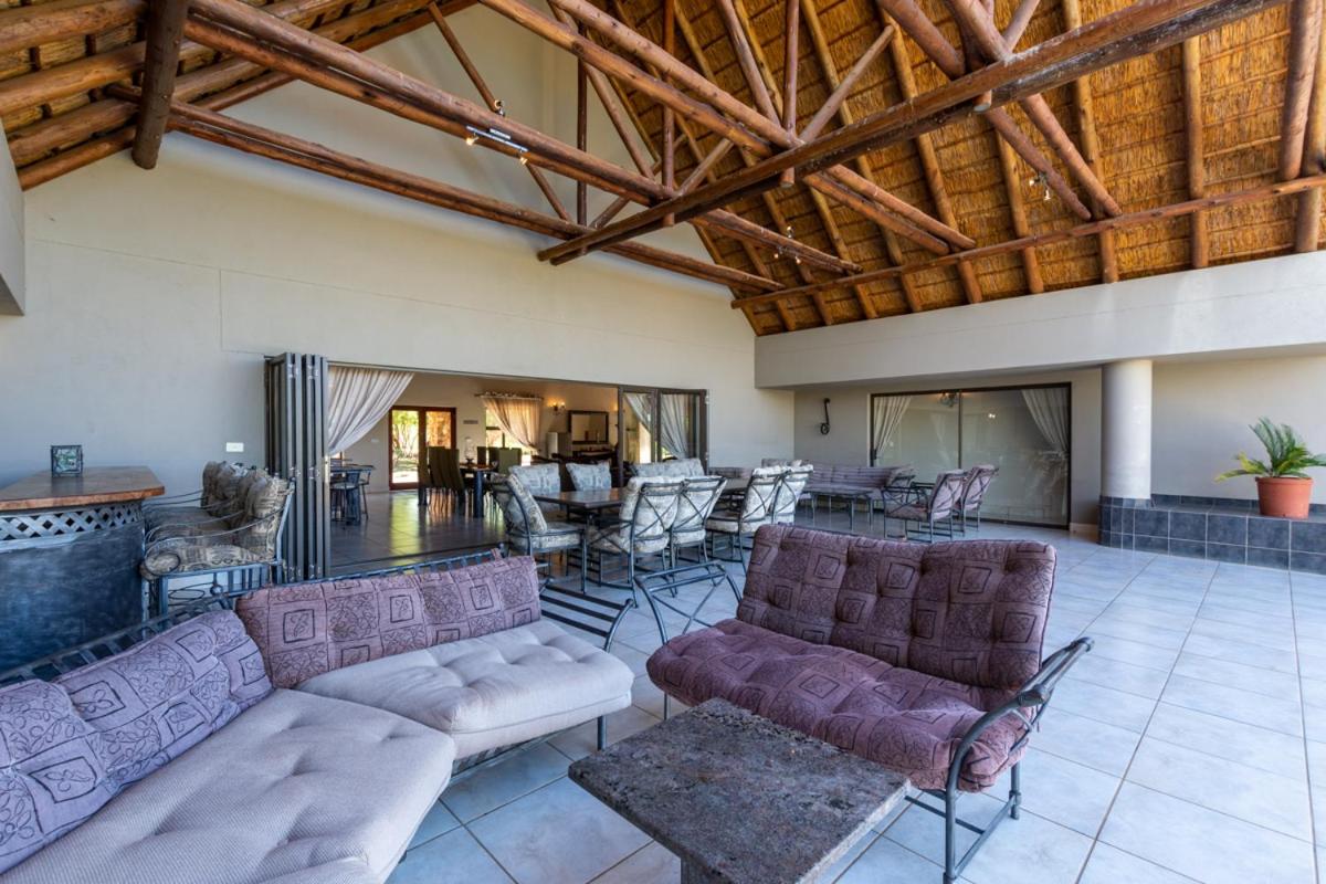 Zebula - HT1 - 5 Bedroom Holiday Home view 3