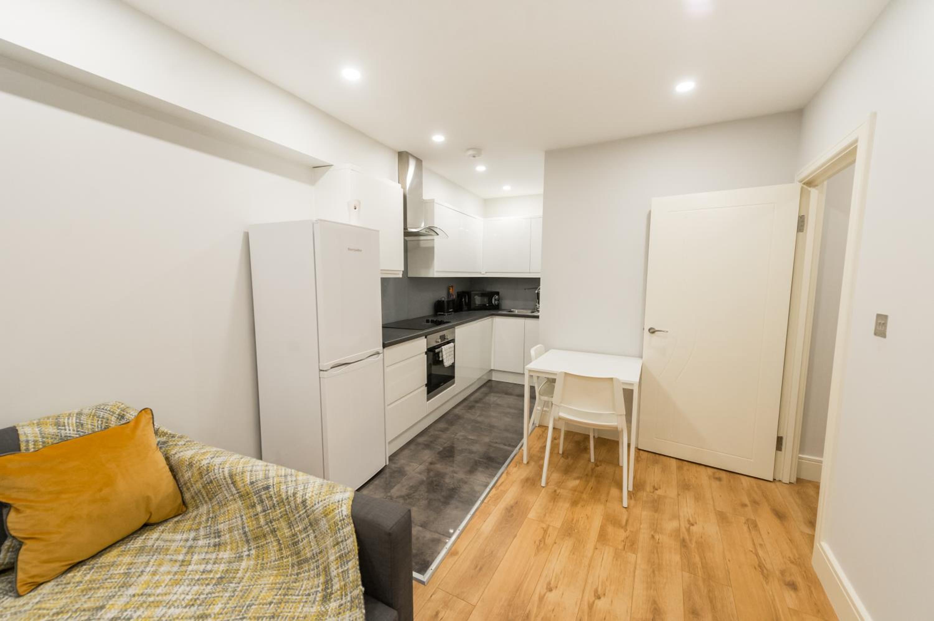 Britannia House 1 bed apartment view 5