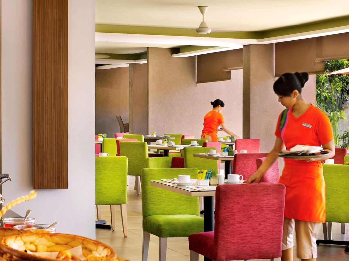 restaurant