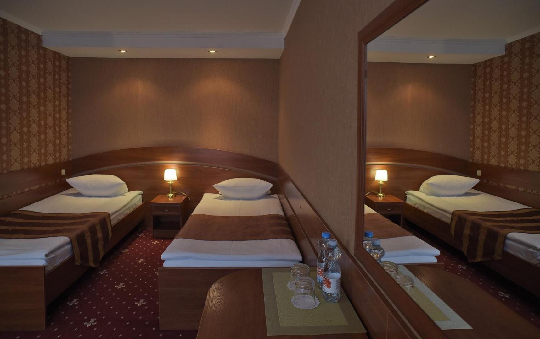 Hotel Mir