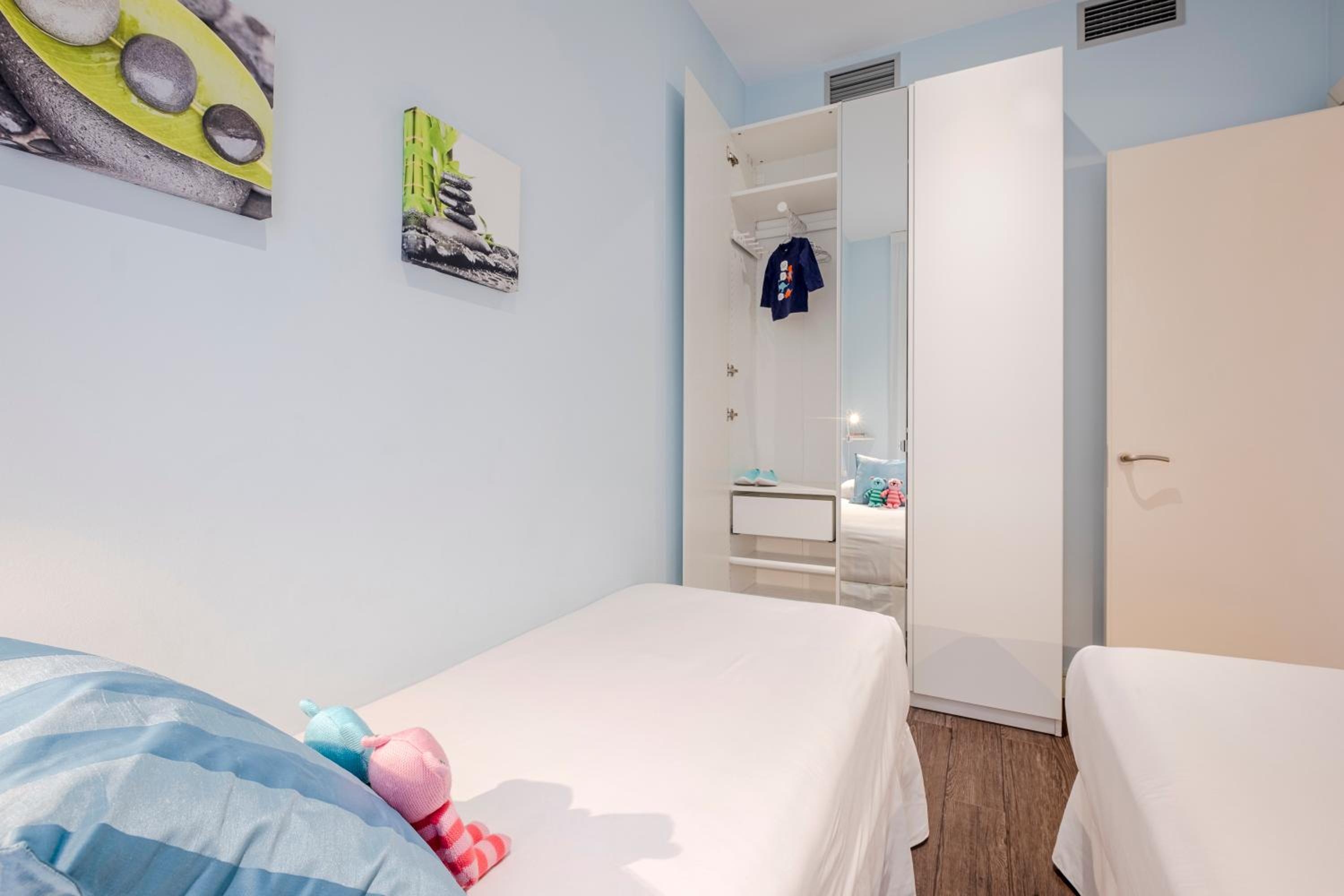 Aspasios Catedral Apartments