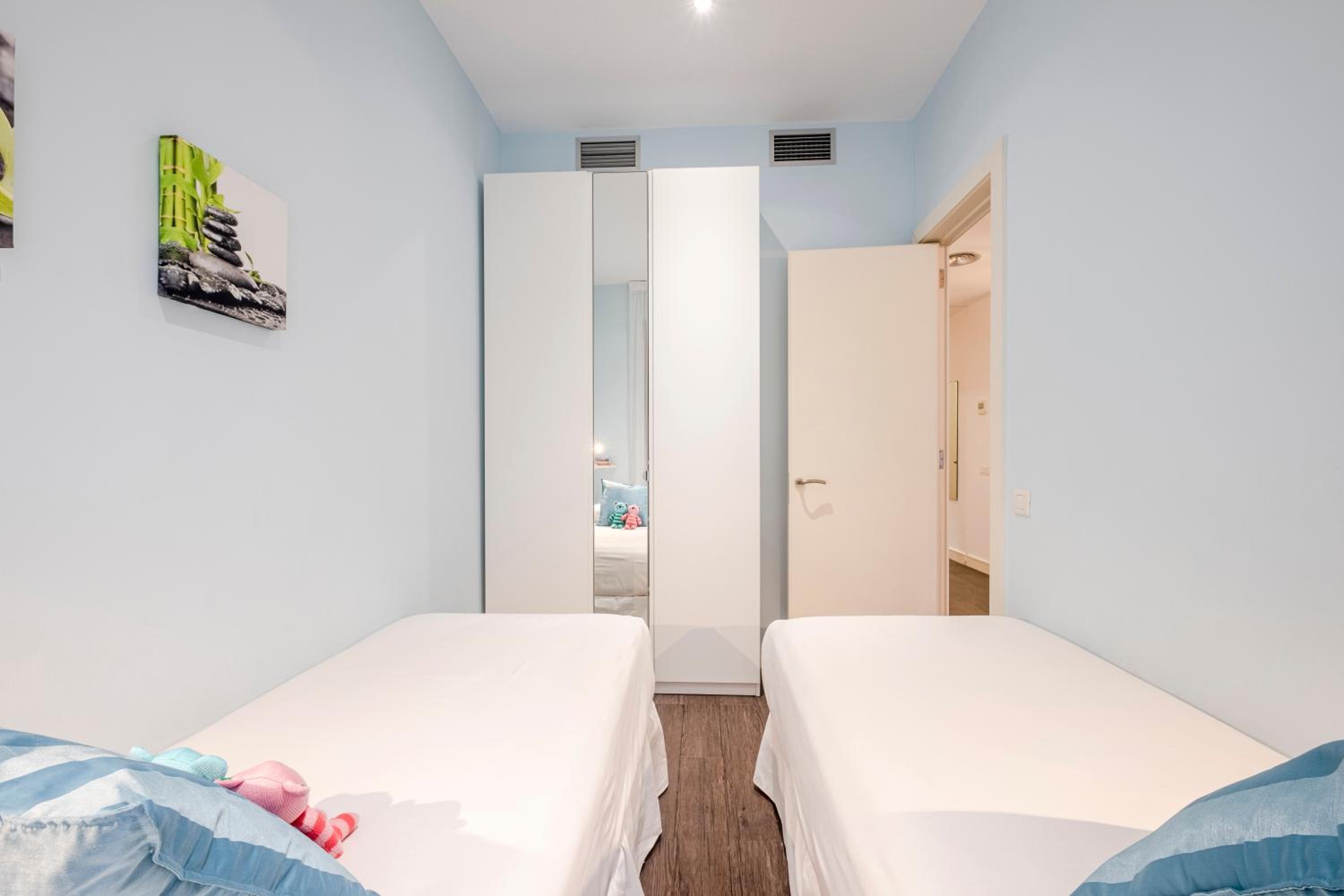 Aspasios Catedral Apartments