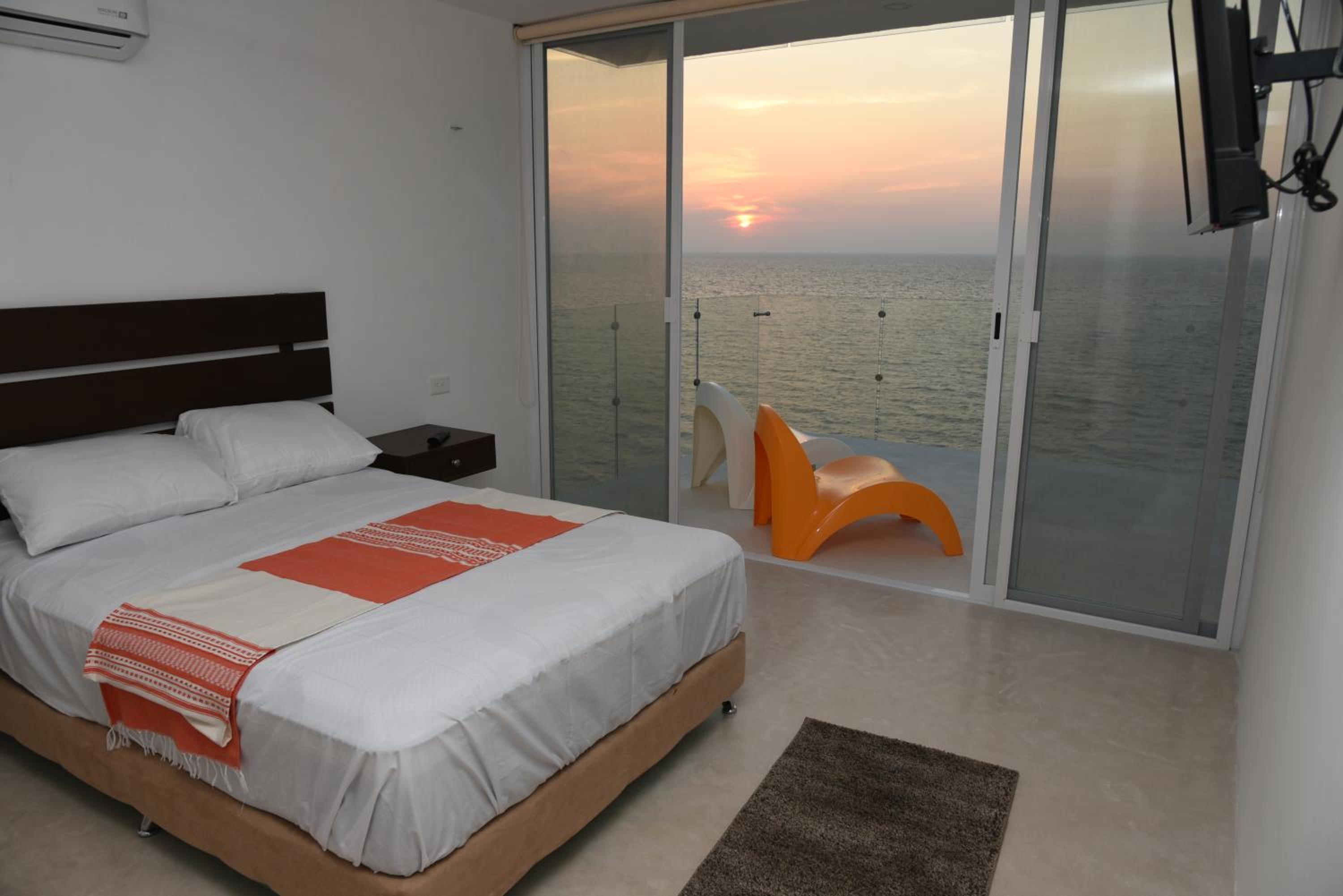 Torre Aguamarina view 4