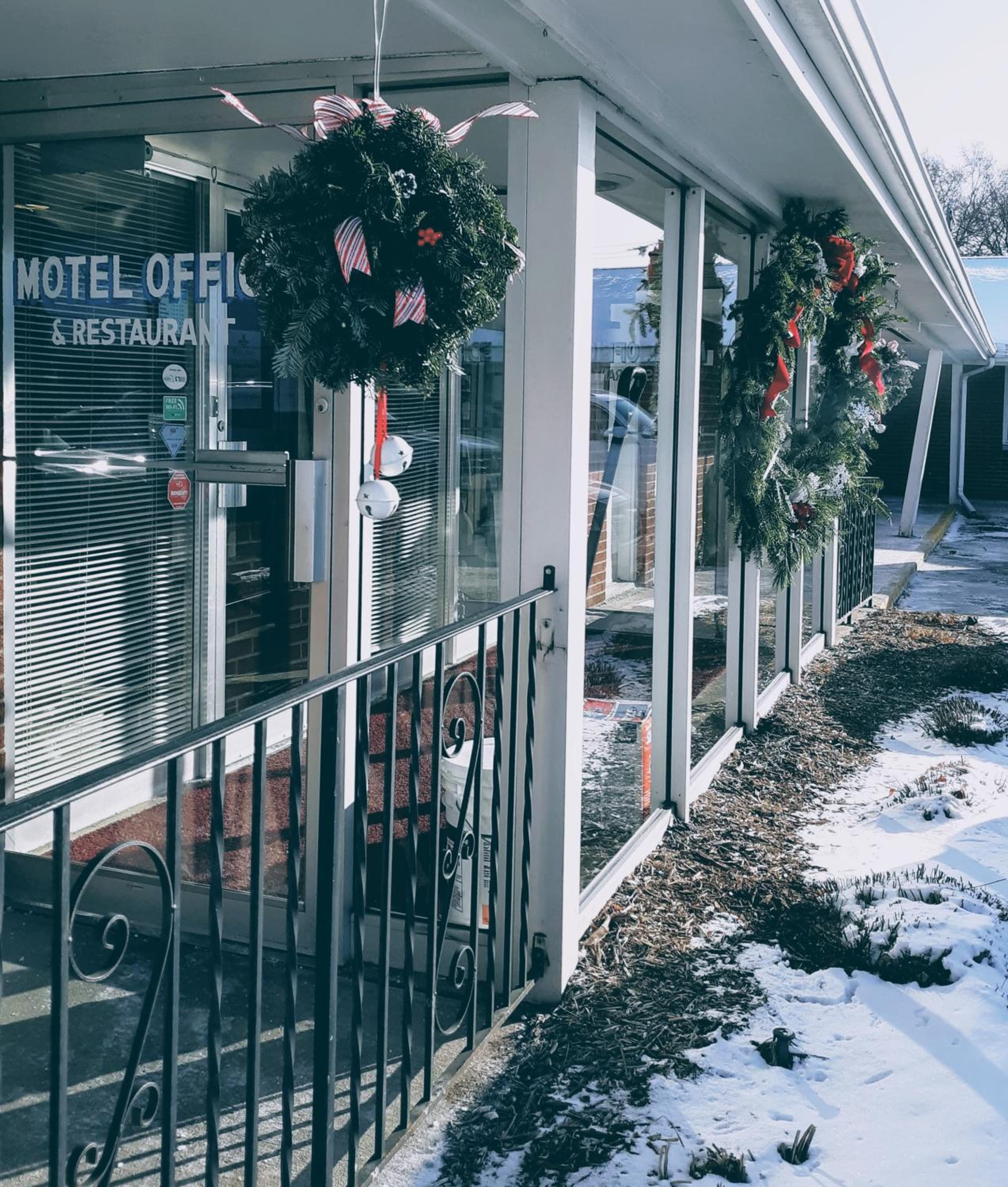 Bay Motel