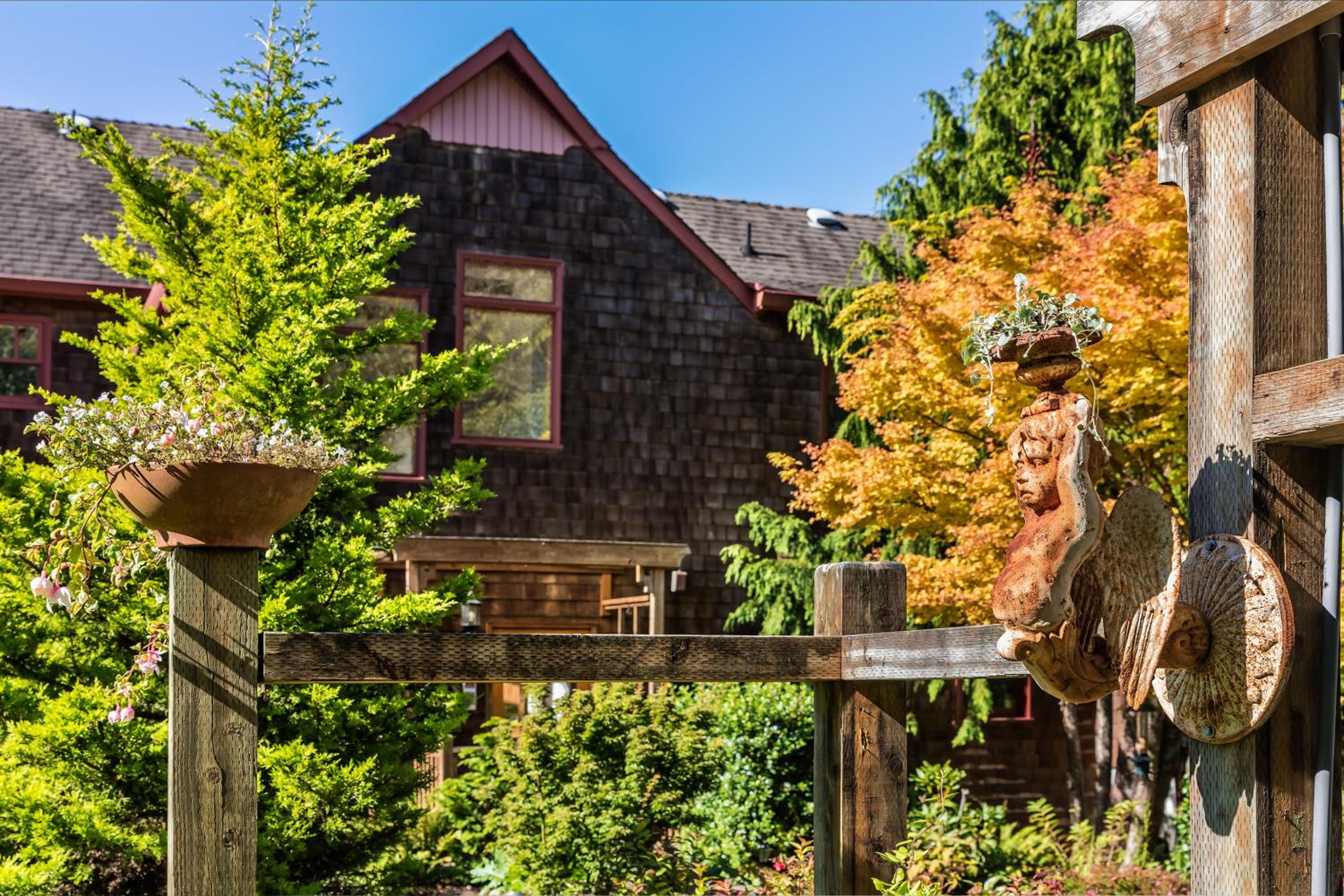Arch Cape Inn and Retreat
